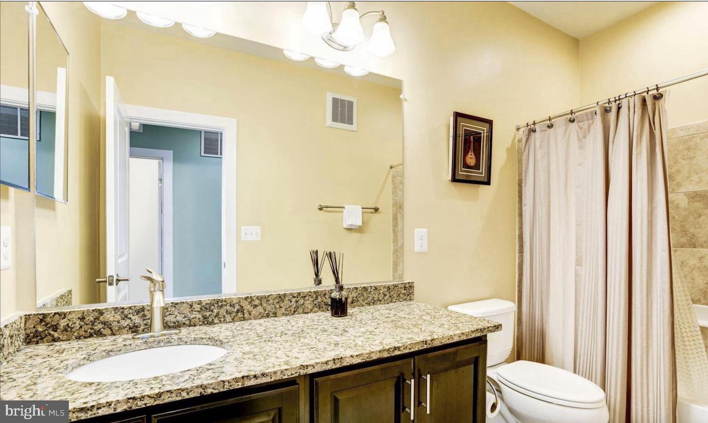 2107 MAIN LINE BLVD #101
