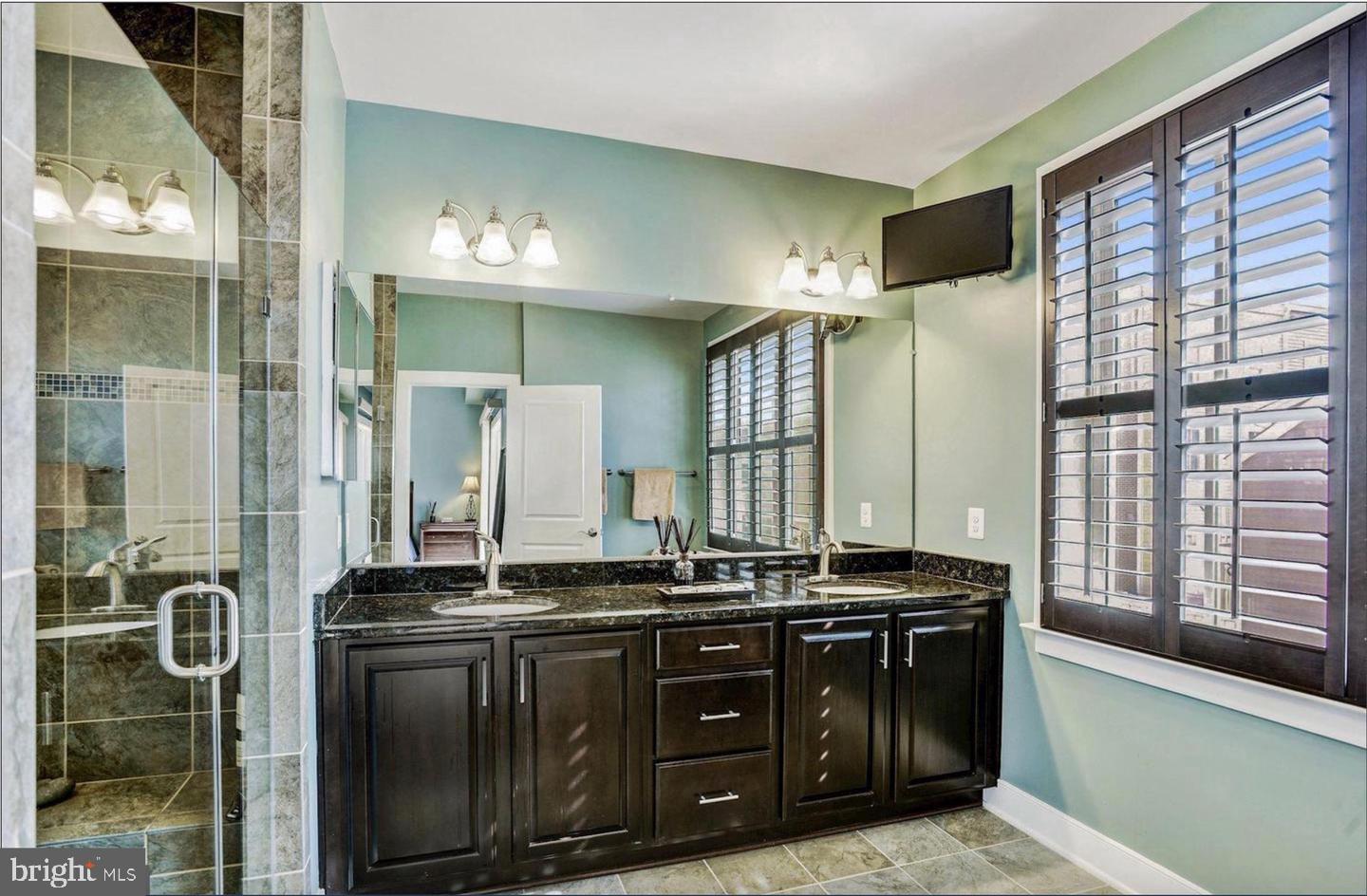 2107 MAIN LINE BLVD #101