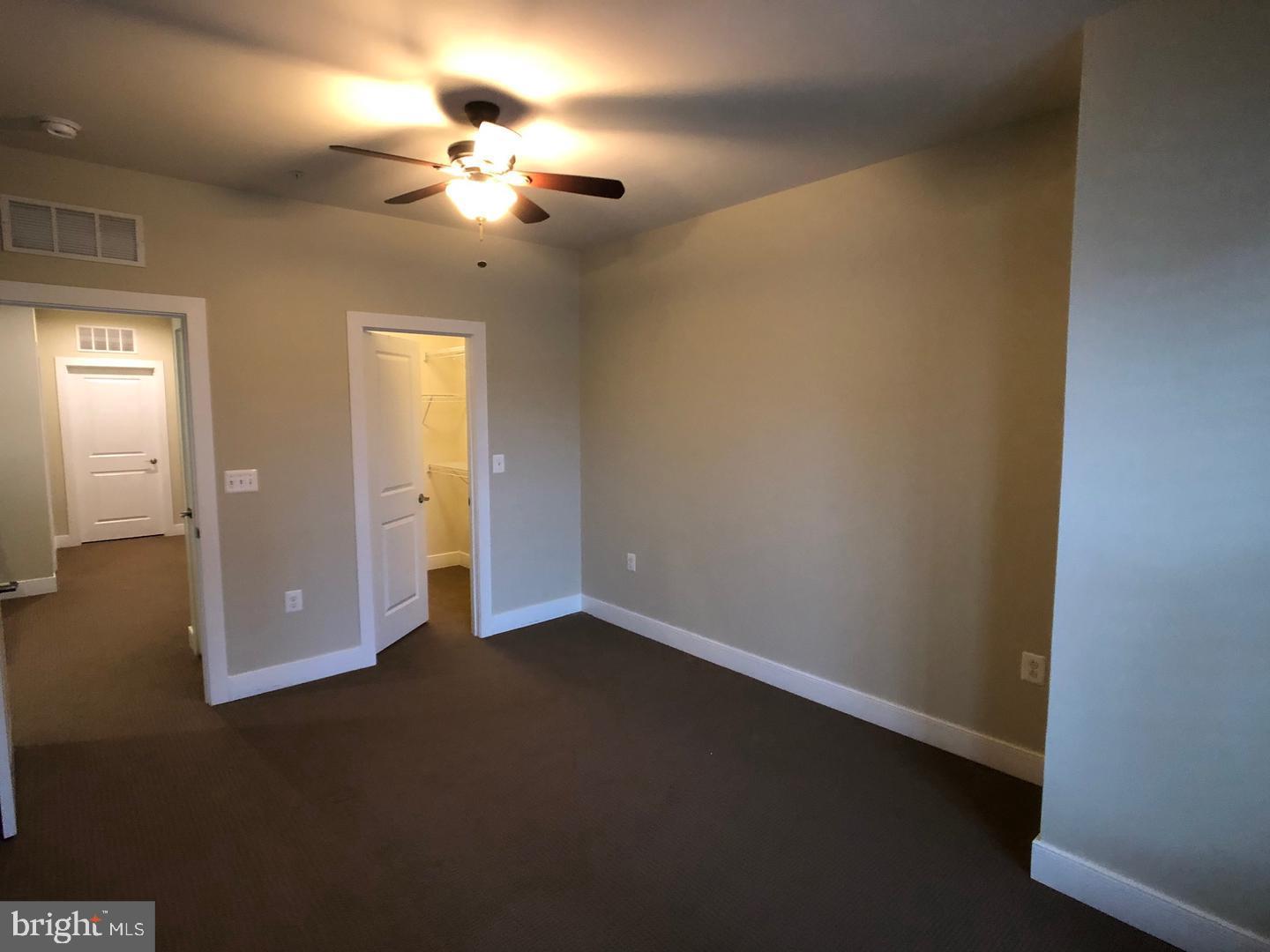 2107 MAIN LINE BLVD #101
