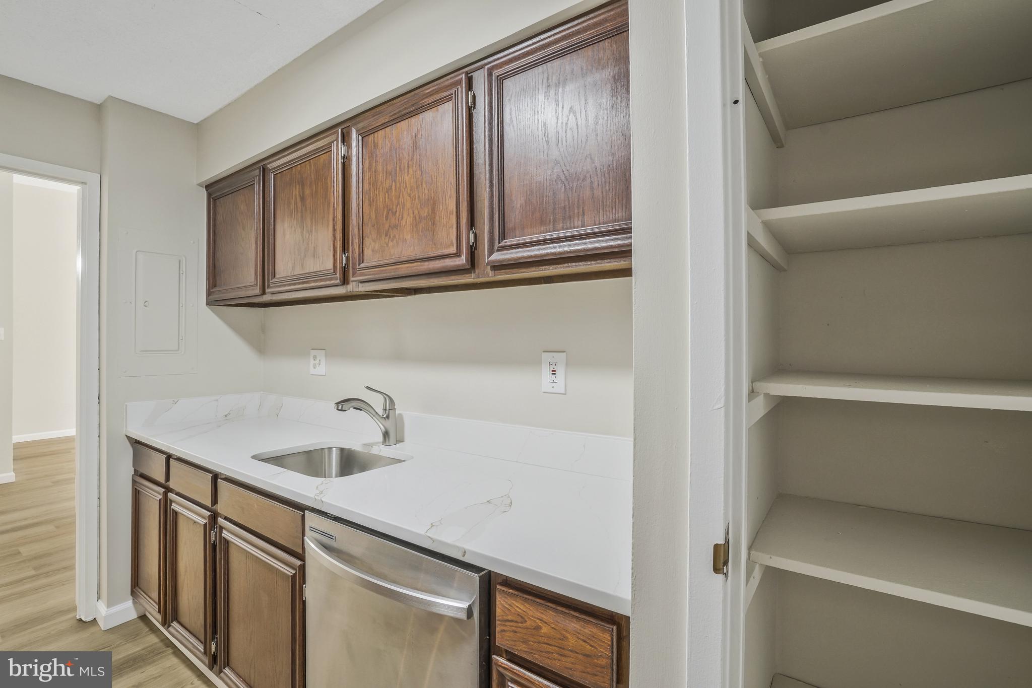 5300 HOLMES RUN PARKWAY 106