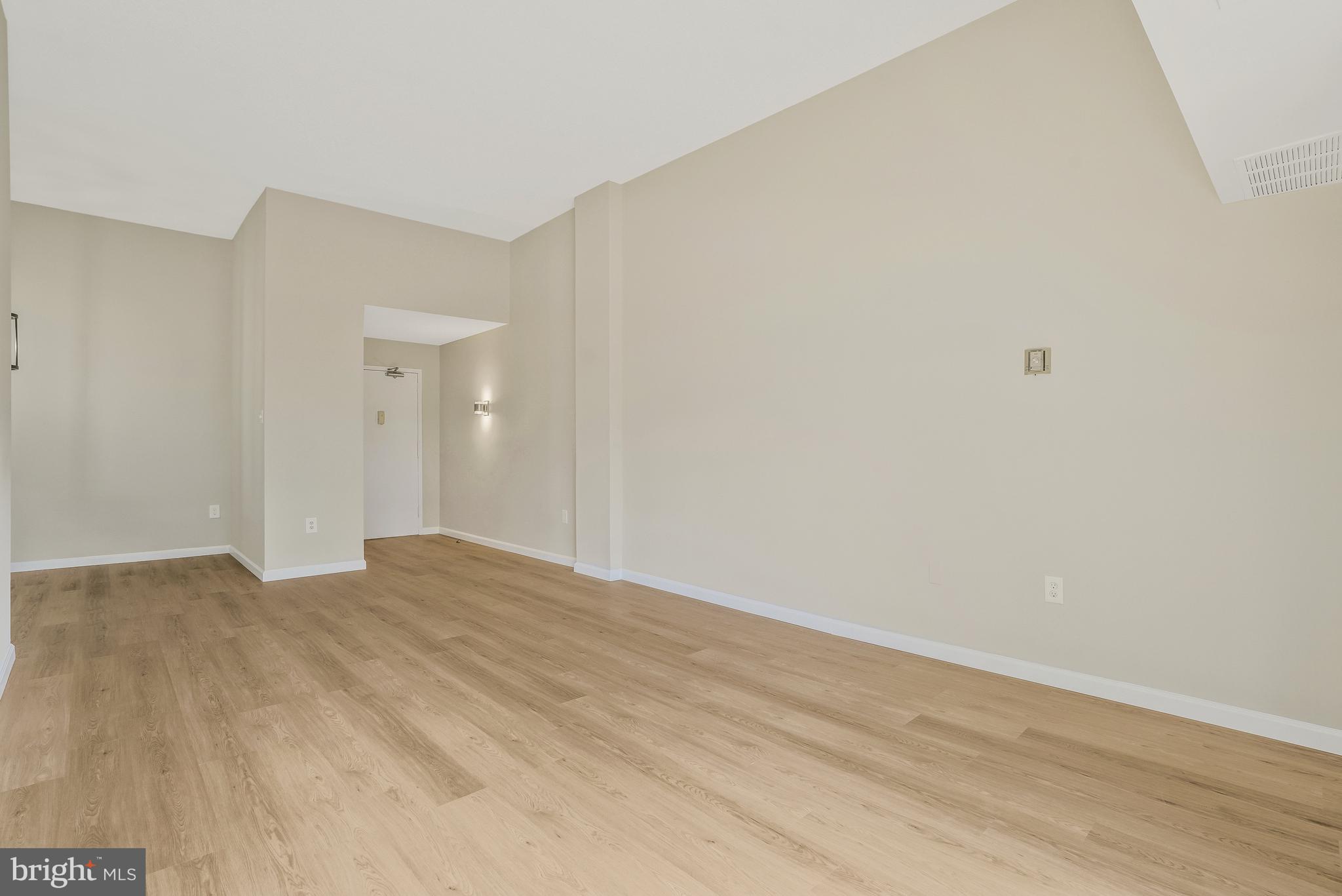 5300 HOLMES RUN PARKWAY 106
