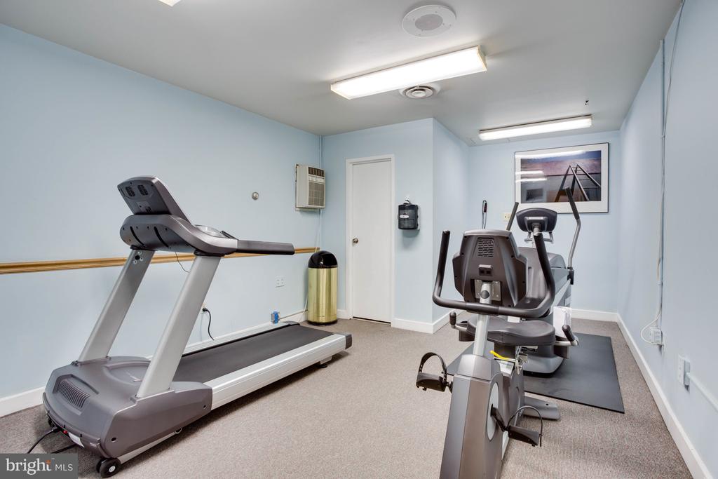 5300 HOLMES RUN PARKWAY 106