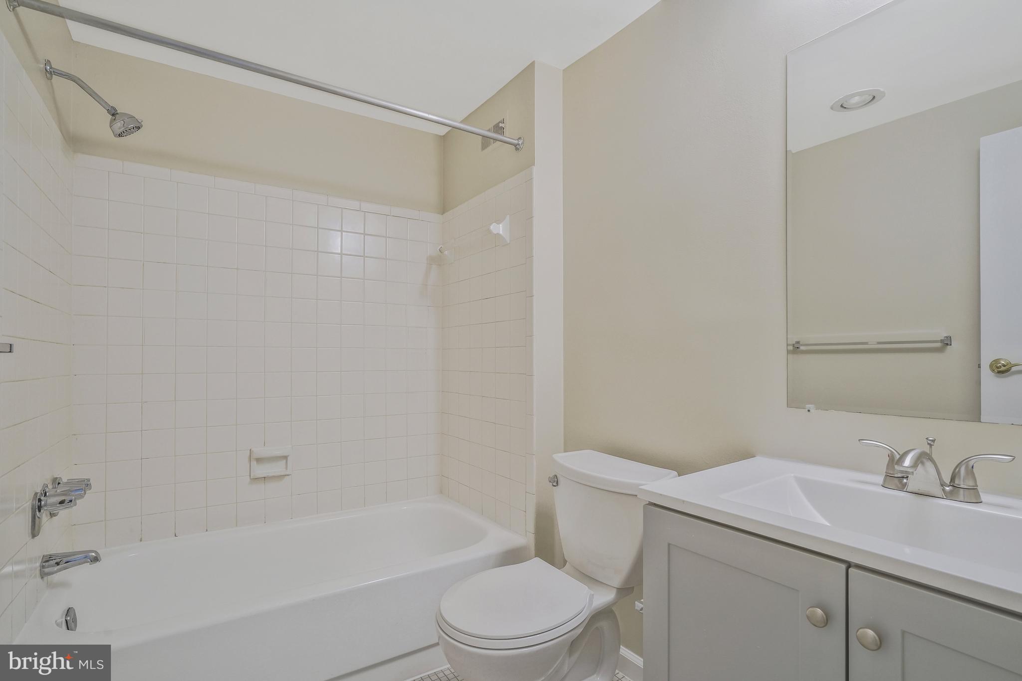 5300 HOLMES RUN PARKWAY 106
