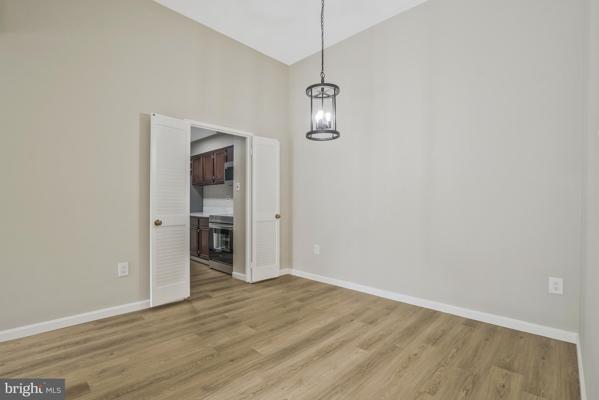 5300 HOLMES RUN PARKWAY 106