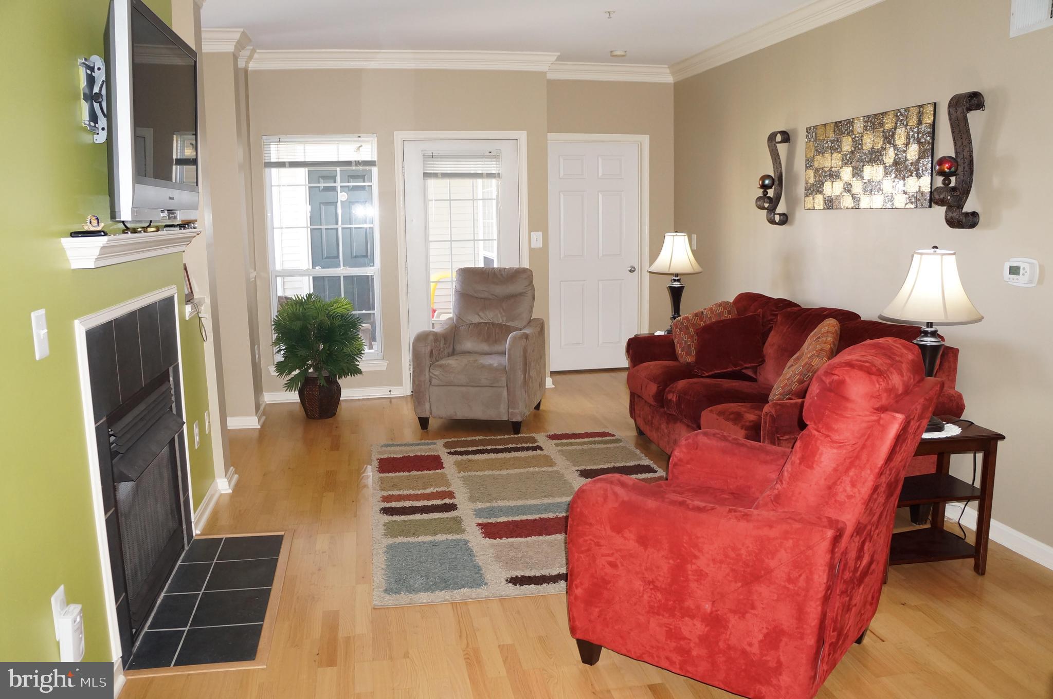 4854 EISENHOWER AVE #445