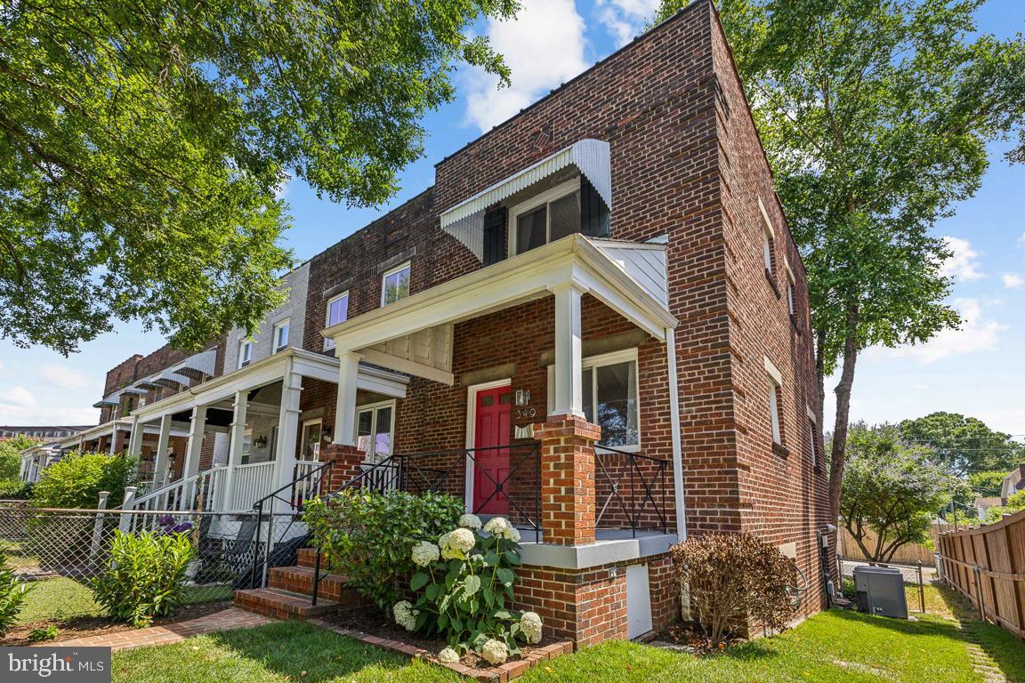 349 Wesmond Dr