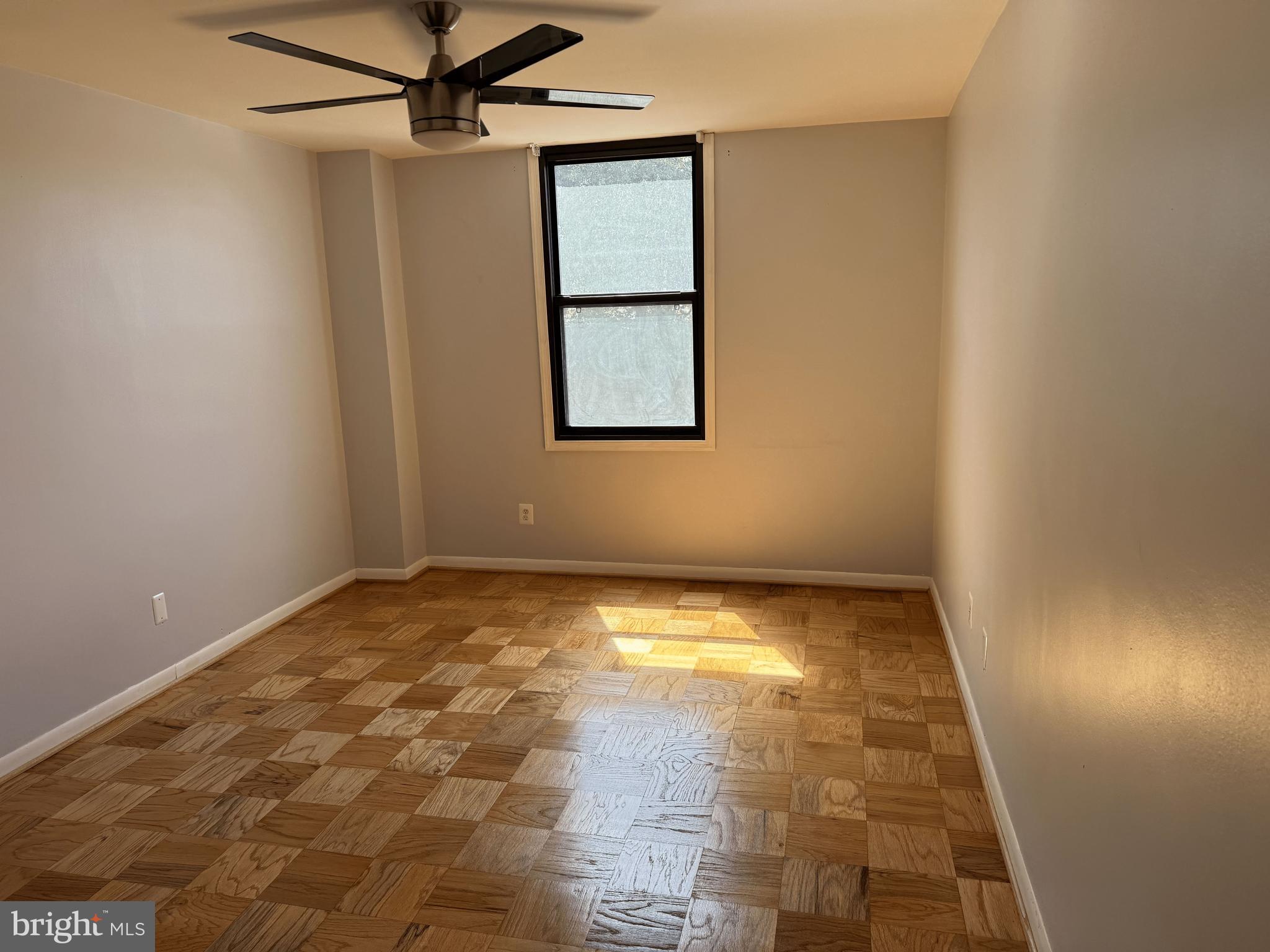 4600 DUKE ST #415