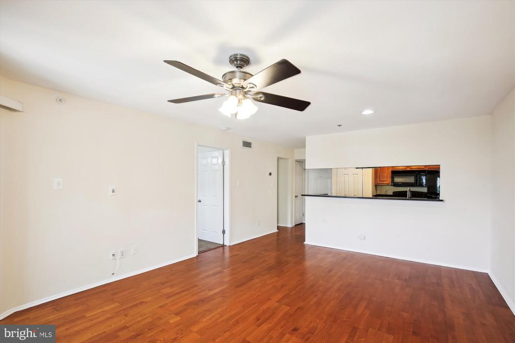 3309 WYNDHAM CIR #3182
