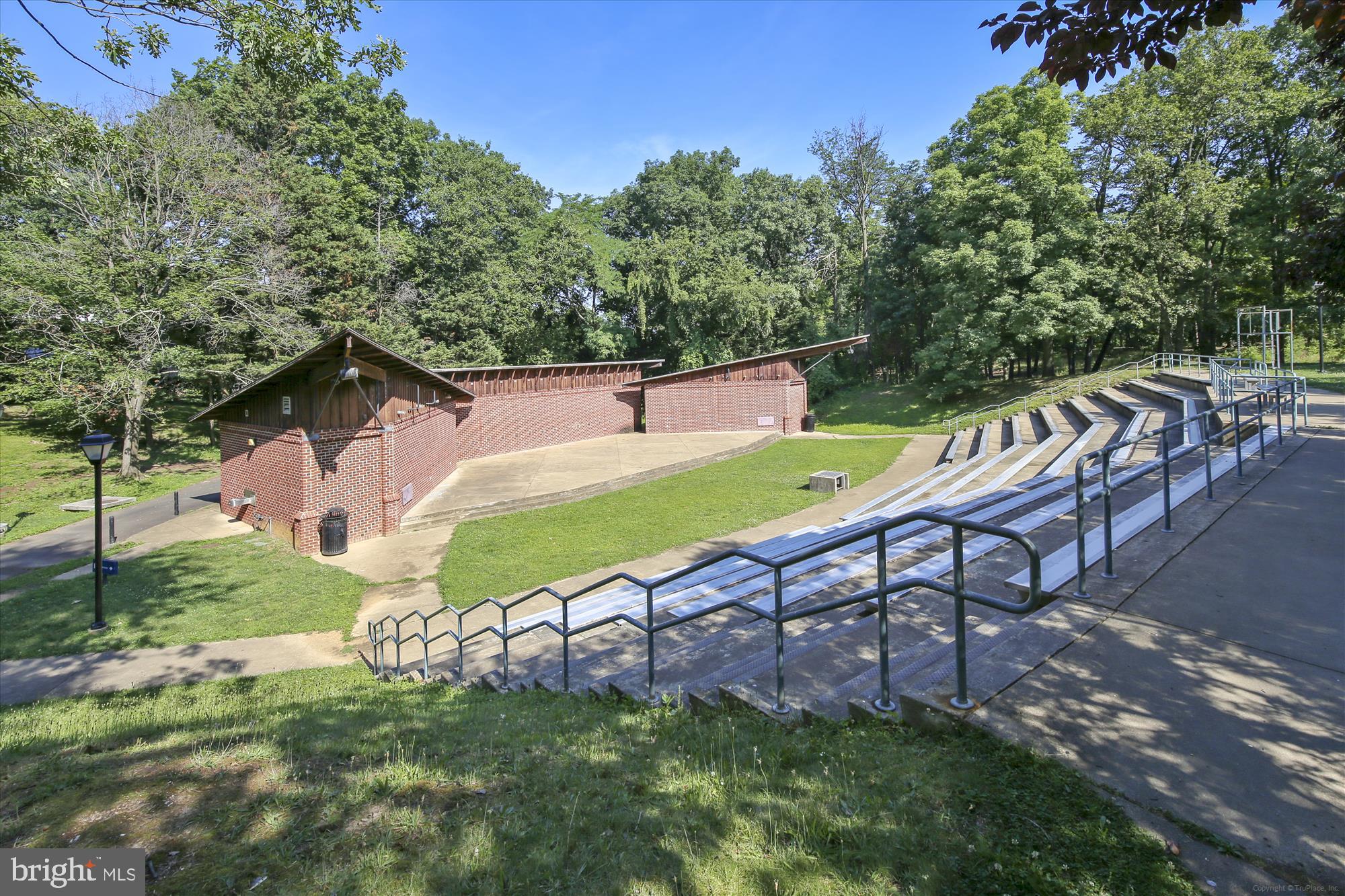 3309 WYNDHAM CIR #3182