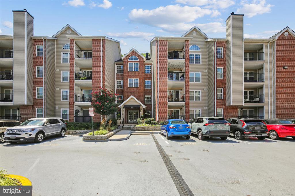 3309 WYNDHAM CIR #3182