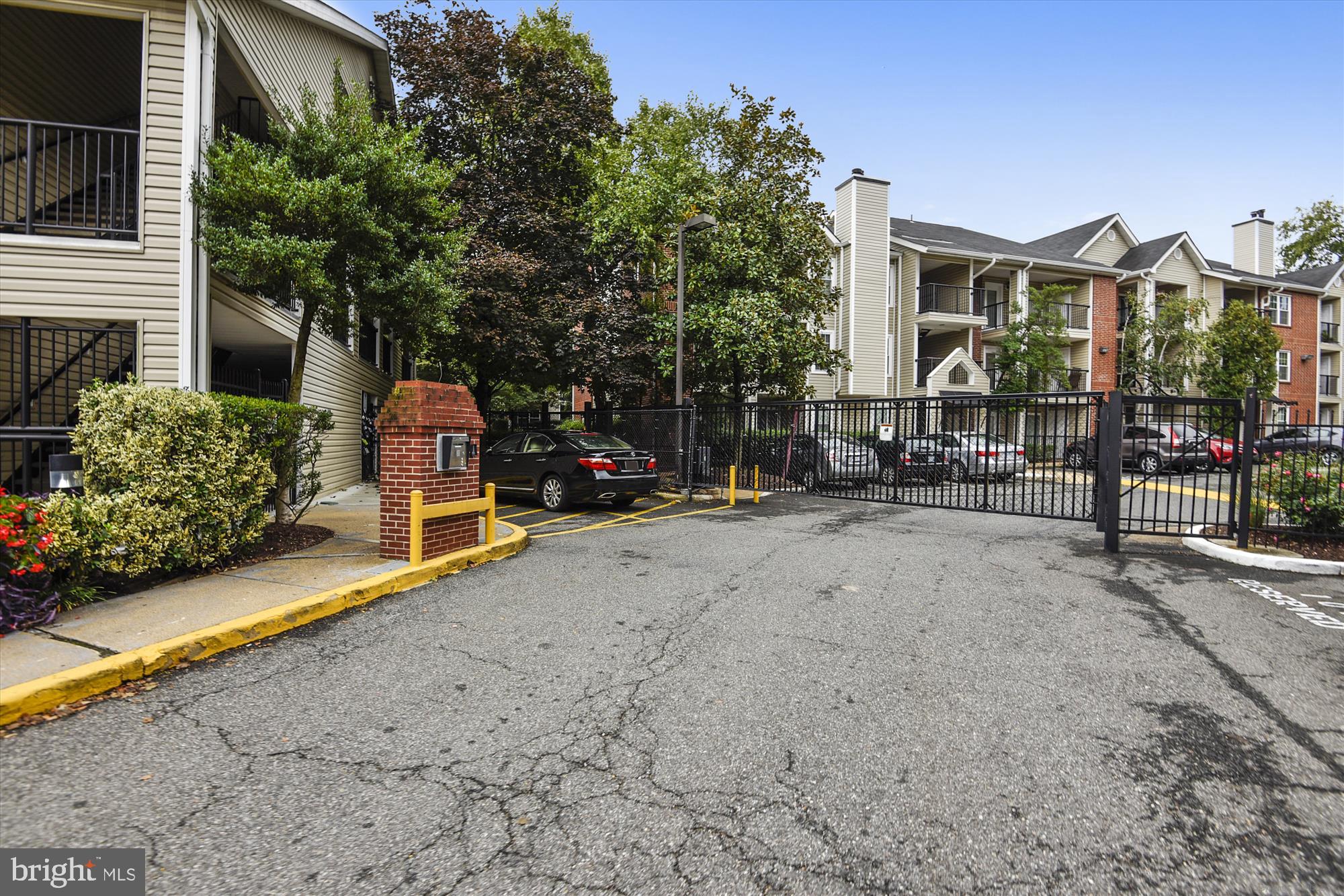 3309 WYNDHAM CIR #3182