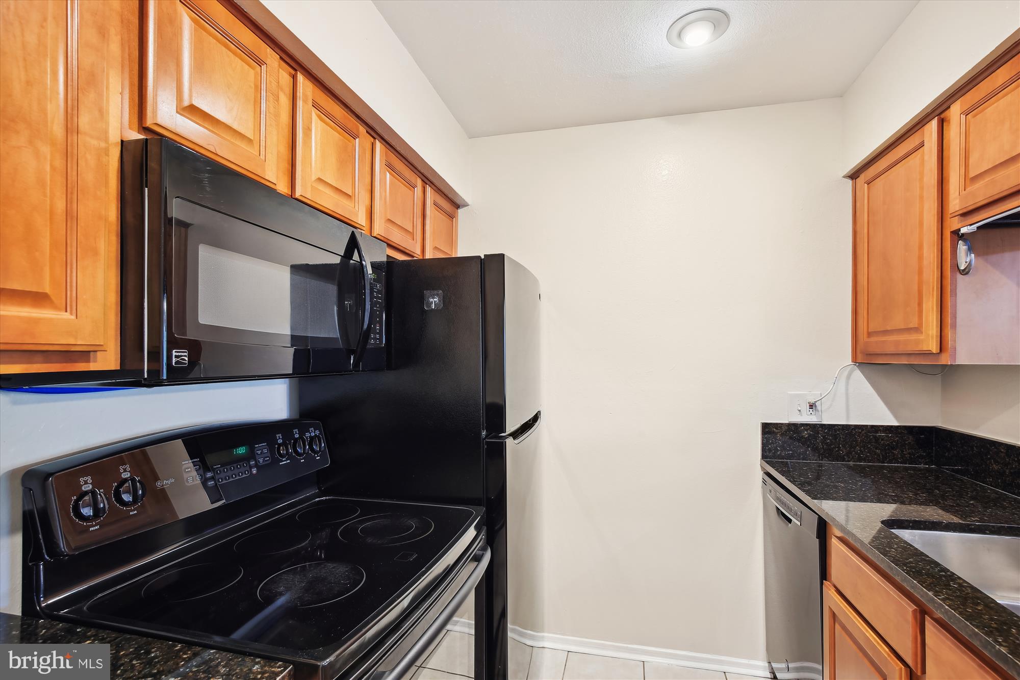 3309 WYNDHAM CIR #3182