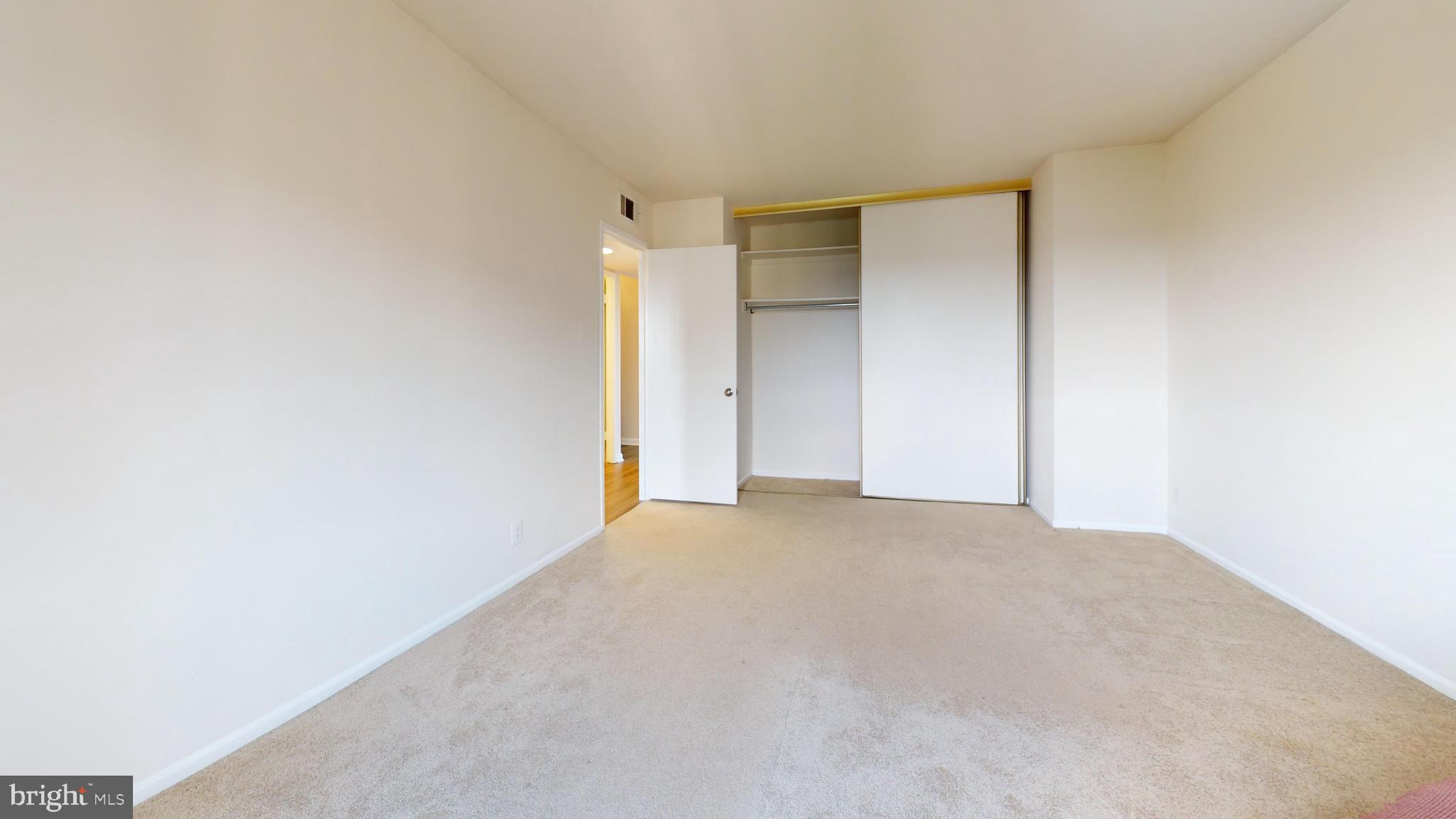 205 YOAKUM PKWY #1625