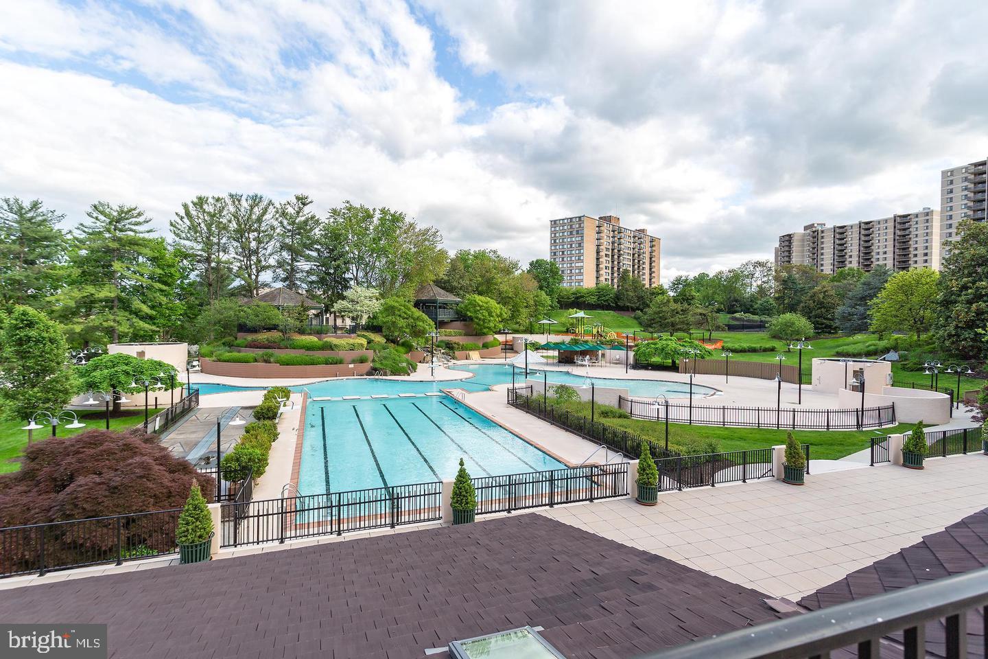 205 YOAKUM PKWY #1625