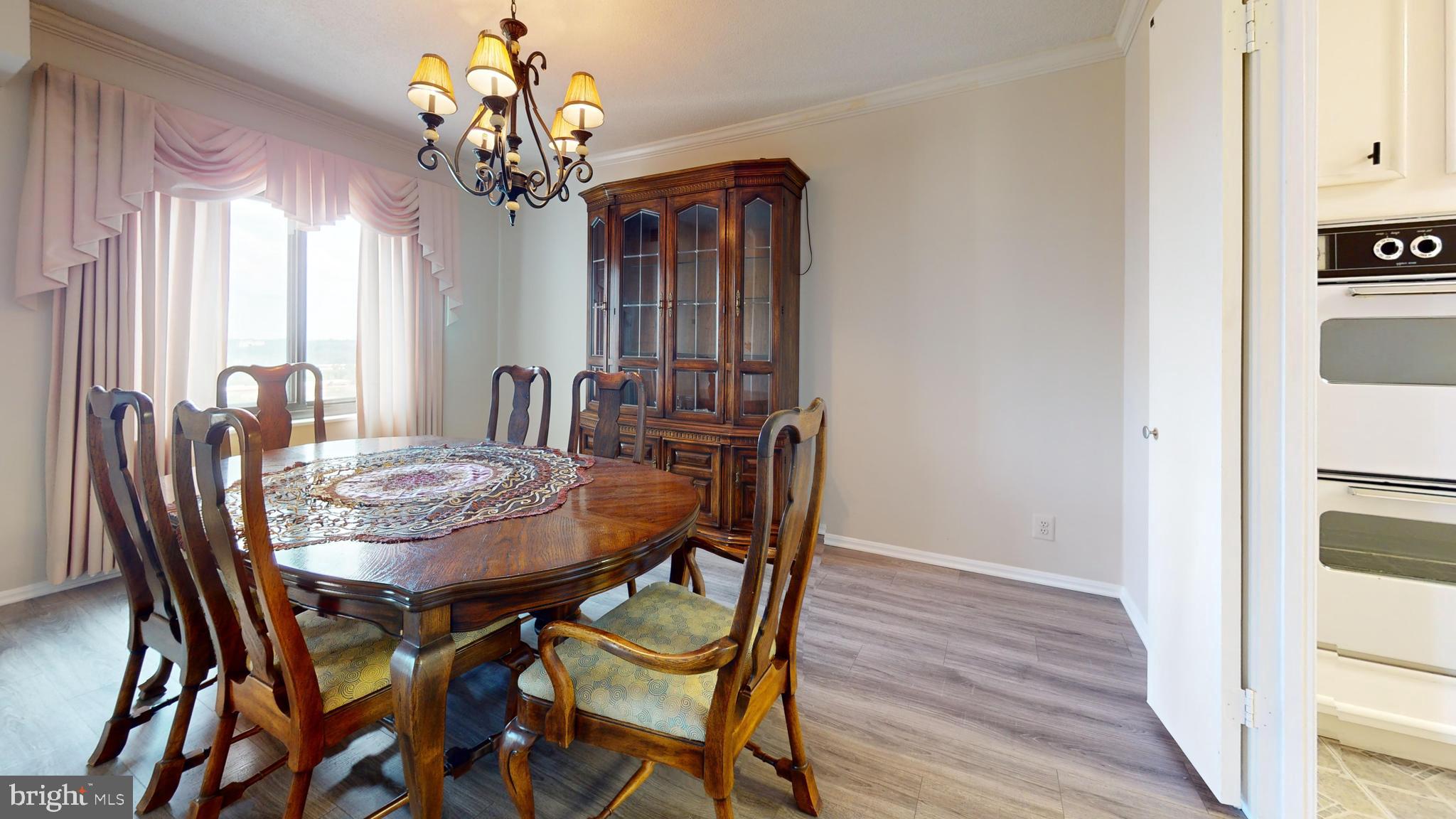 205 YOAKUM PKWY #1625