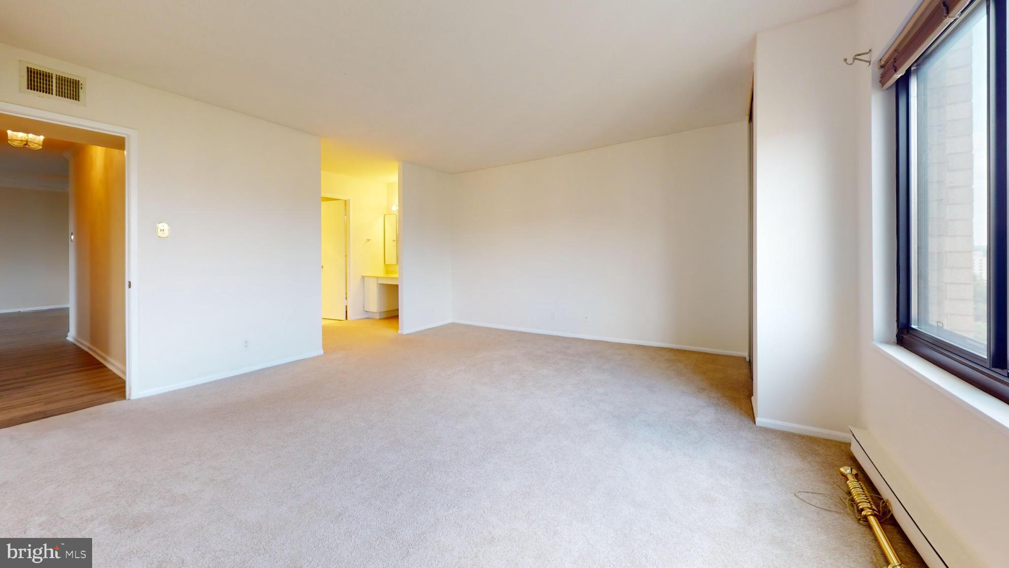 205 YOAKUM PKWY #1625