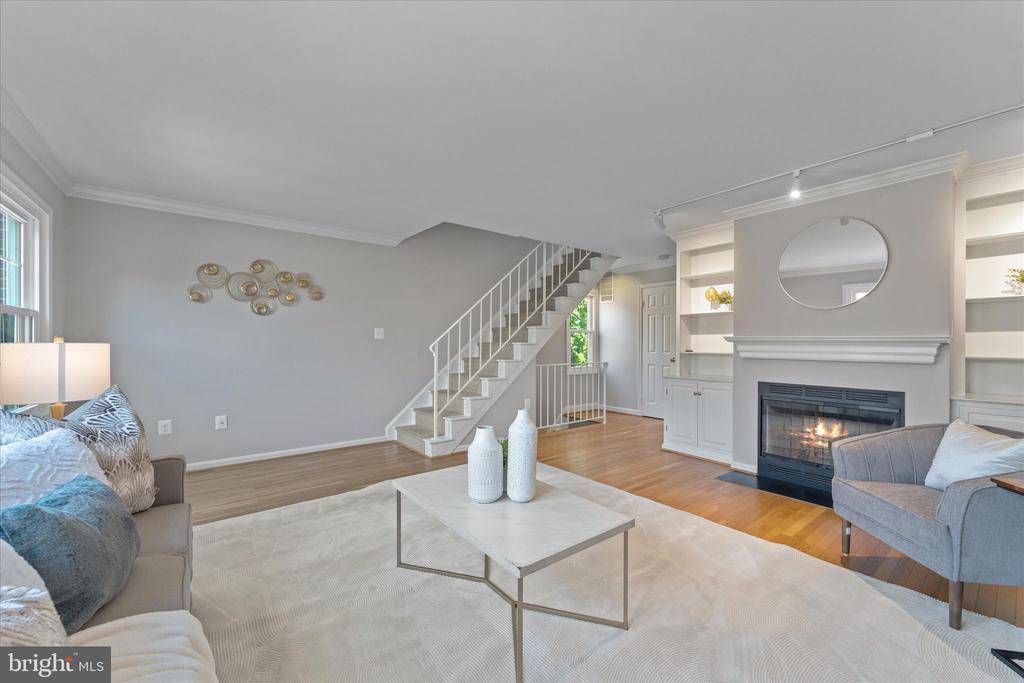 722 W Glebe Rd