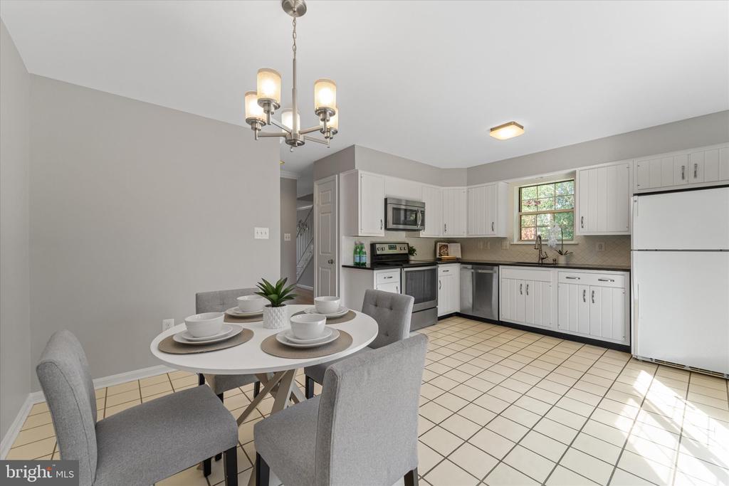 722 W Glebe Rd