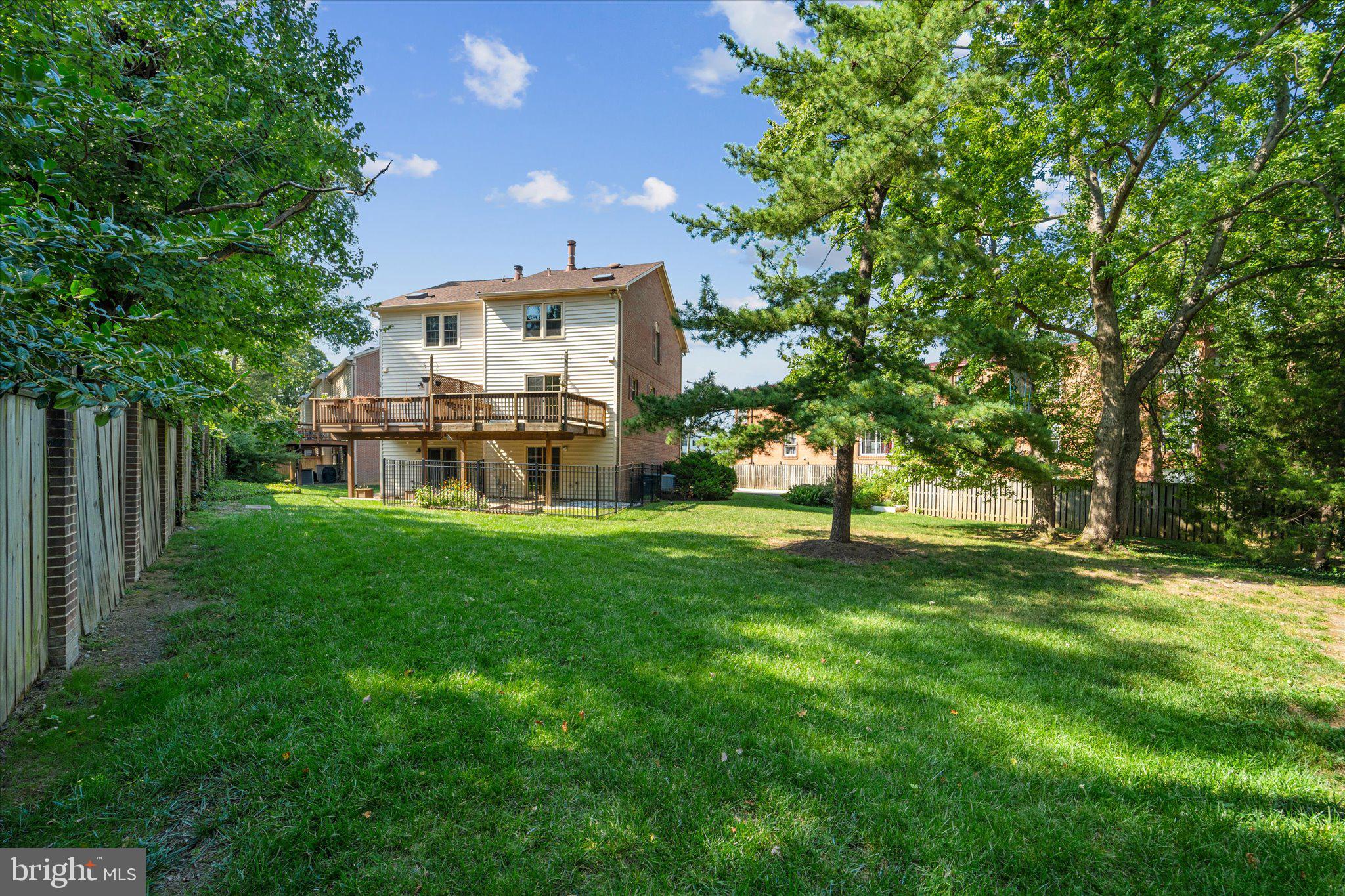 722 W Glebe Rd