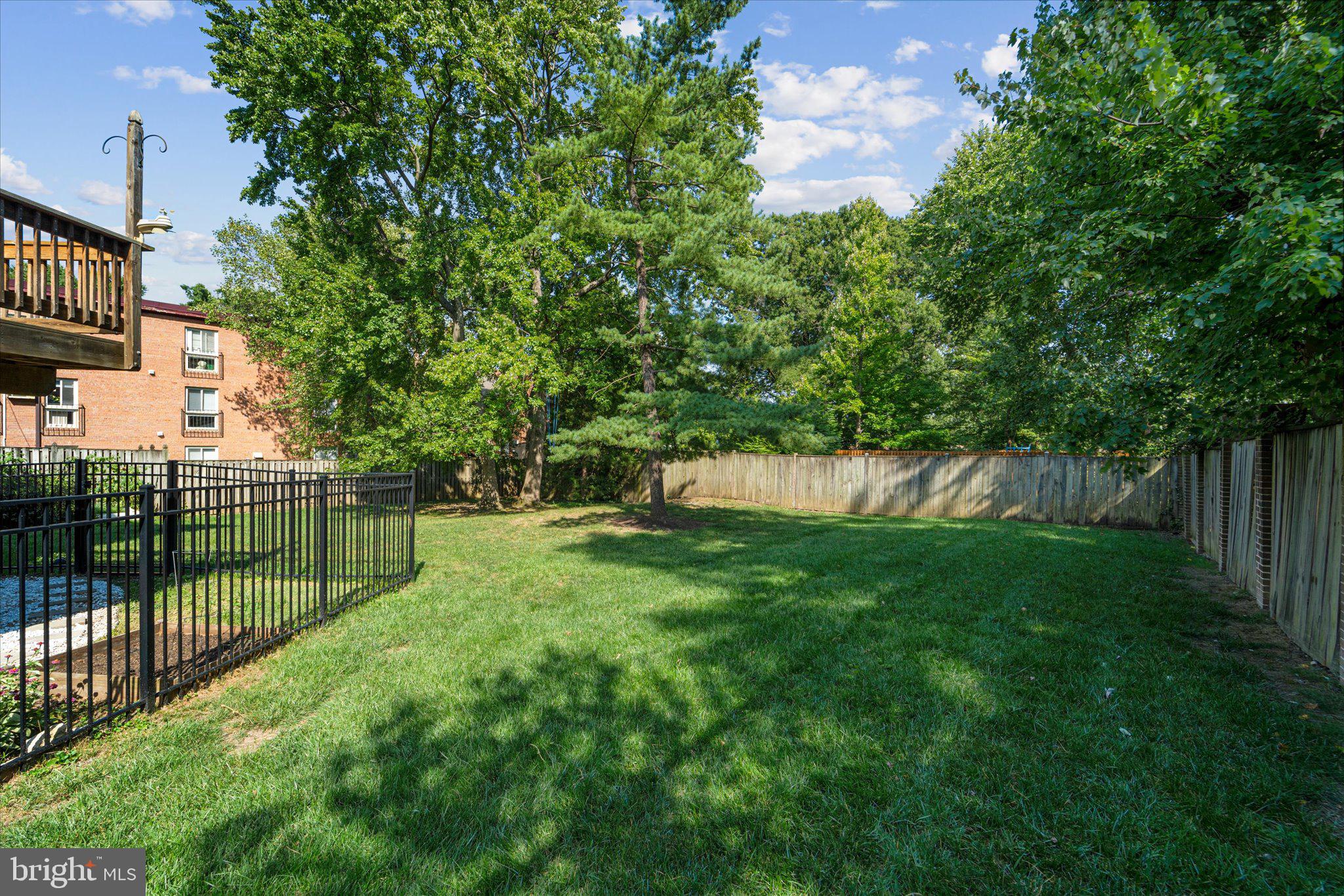 722 W Glebe Rd