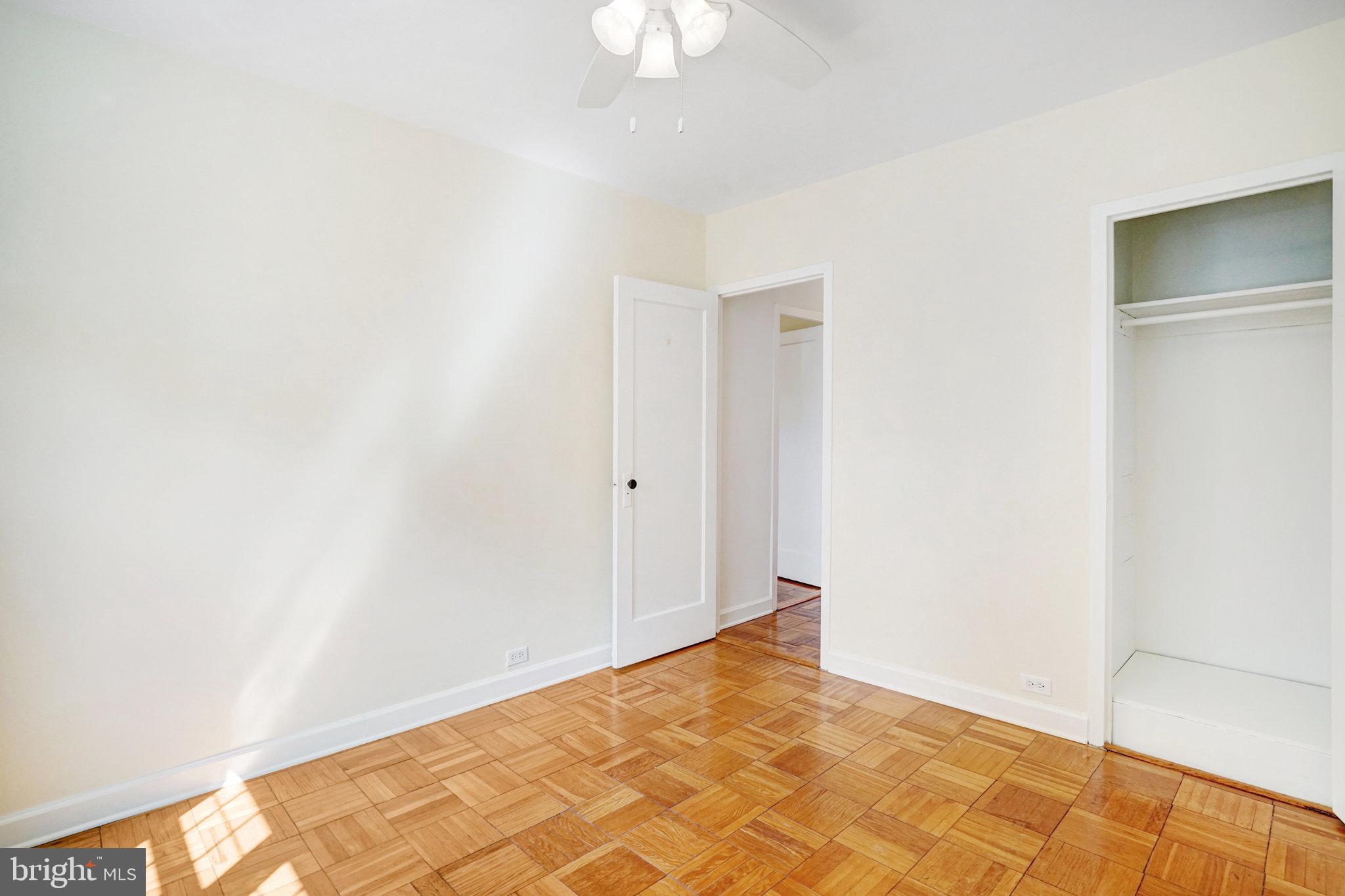 1652 MOUNT EAGLE PLACE
