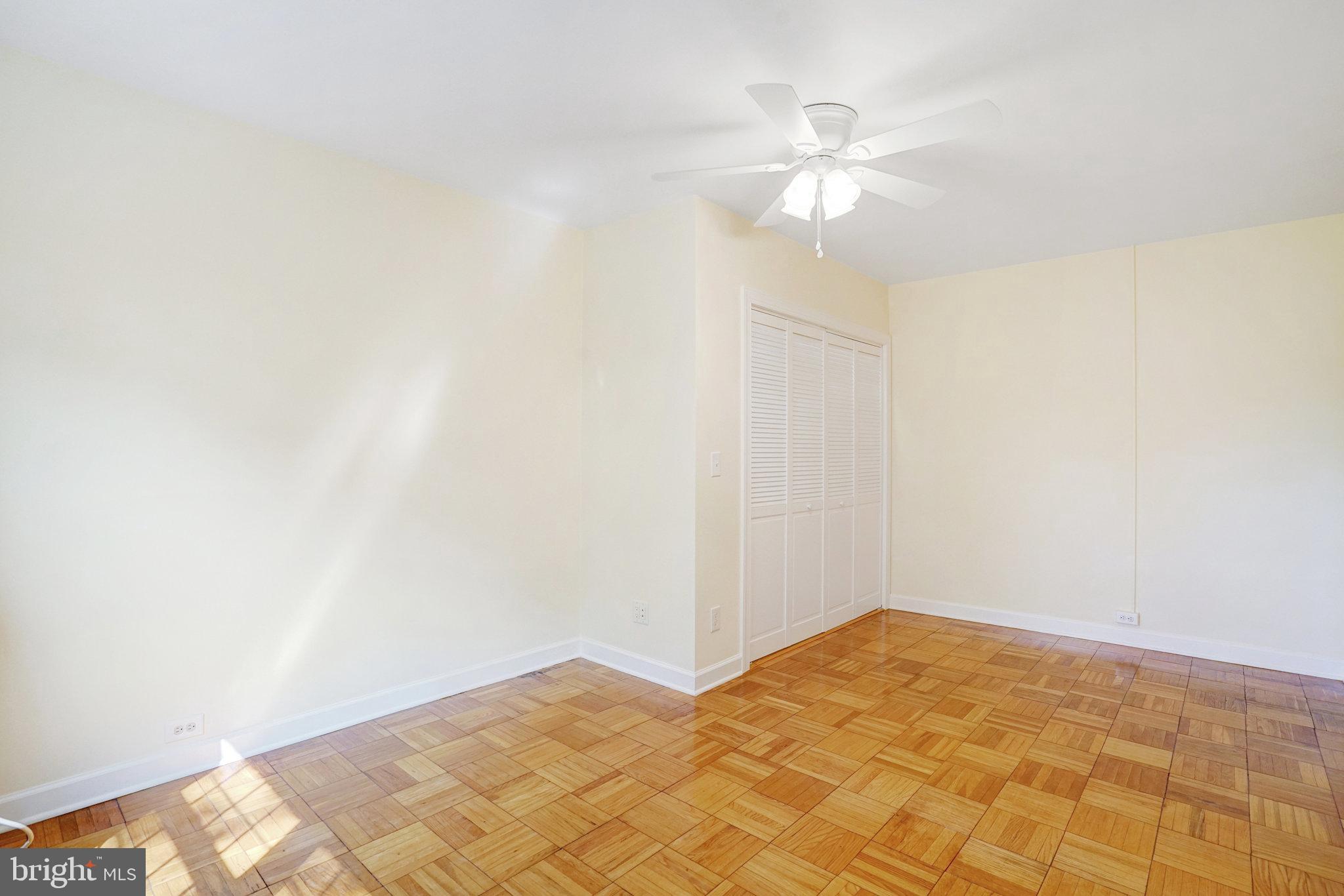 1652 MOUNT EAGLE PLACE