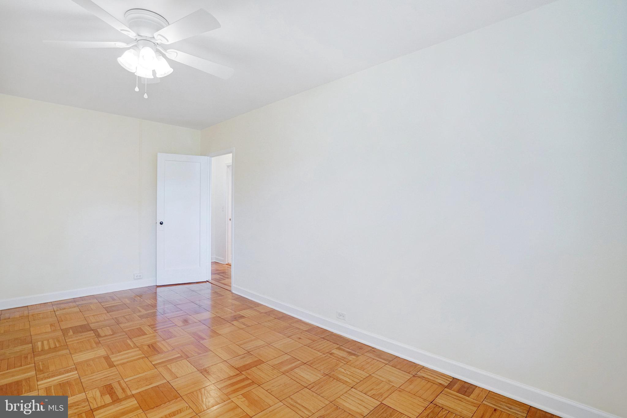 1652 MOUNT EAGLE PLACE