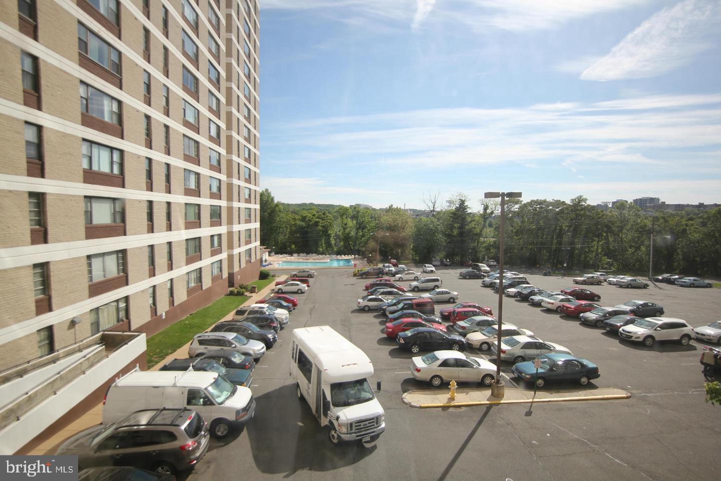 4600 DUKE ST #522