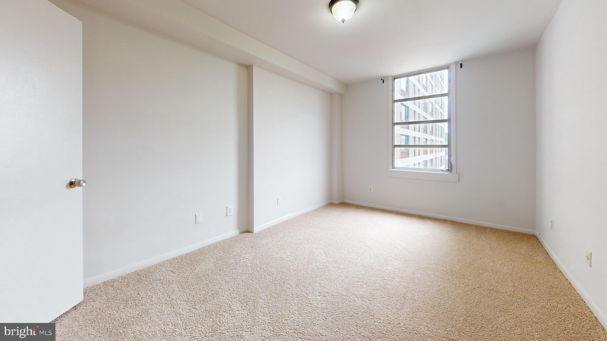 4600 DUKE ST #522