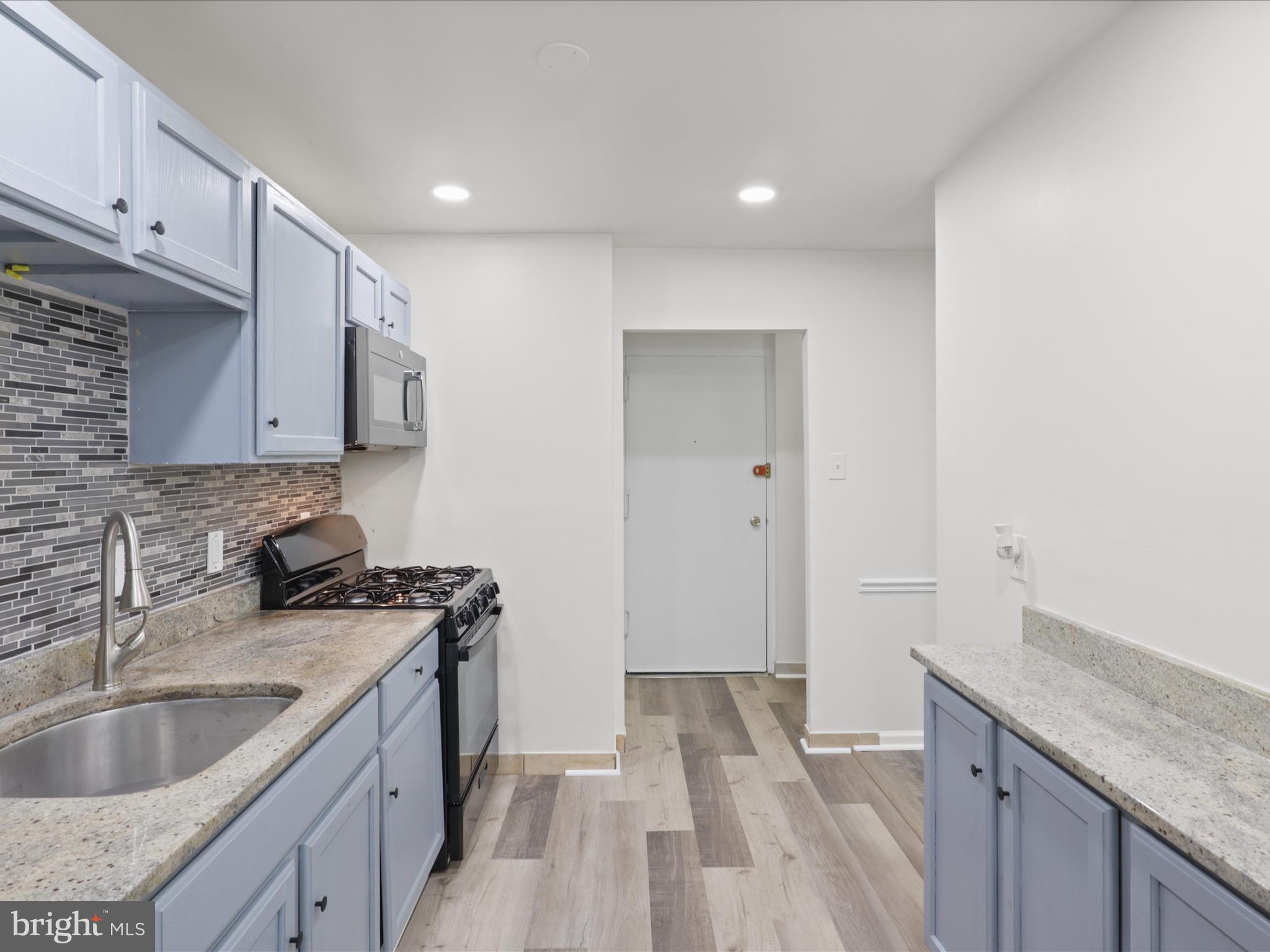 501 N ARMISTEAD STREET 101
