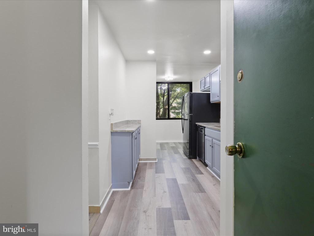 501 N ARMISTEAD STREET 101