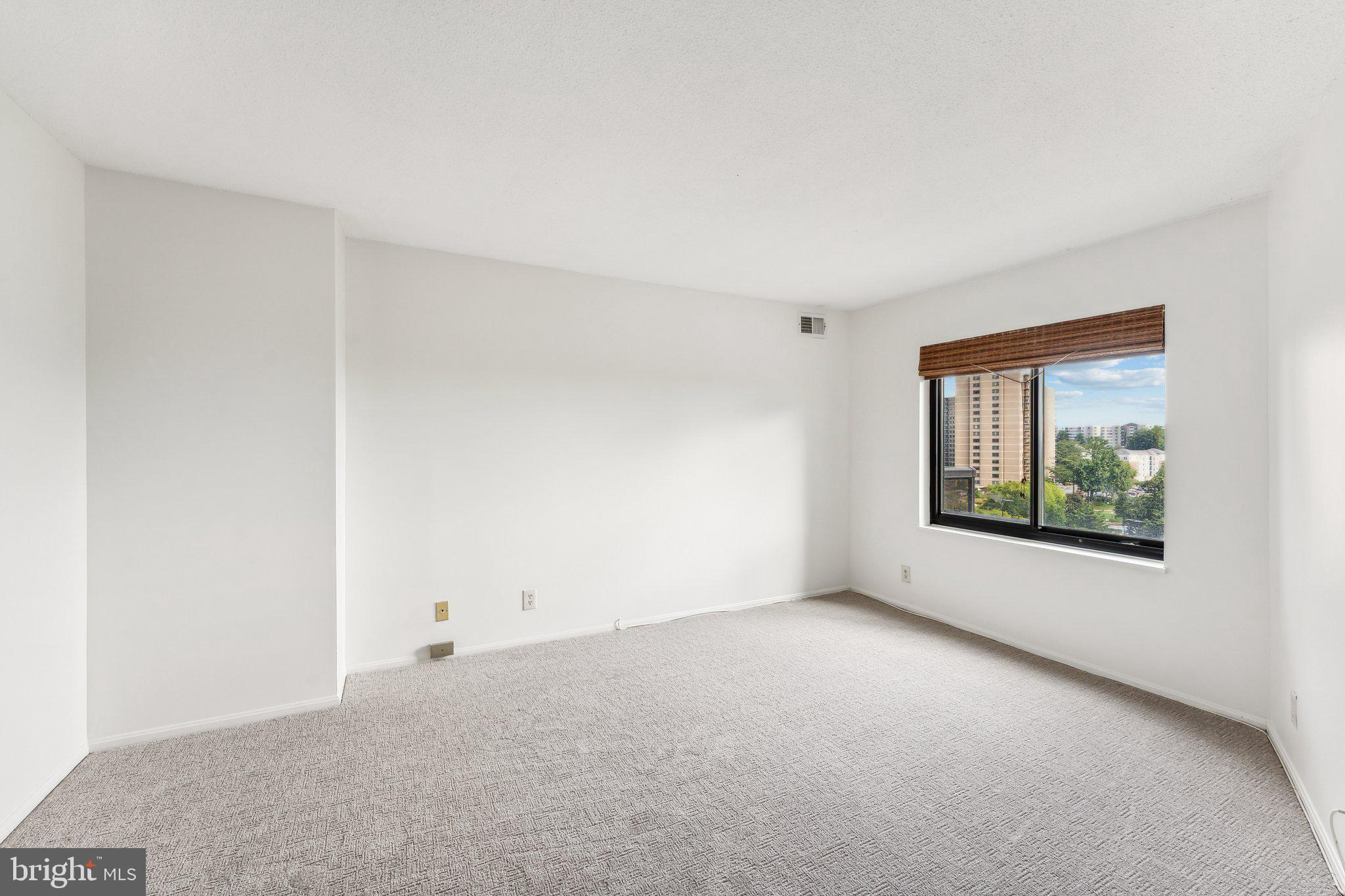 307 YOAKUM PKWY #601