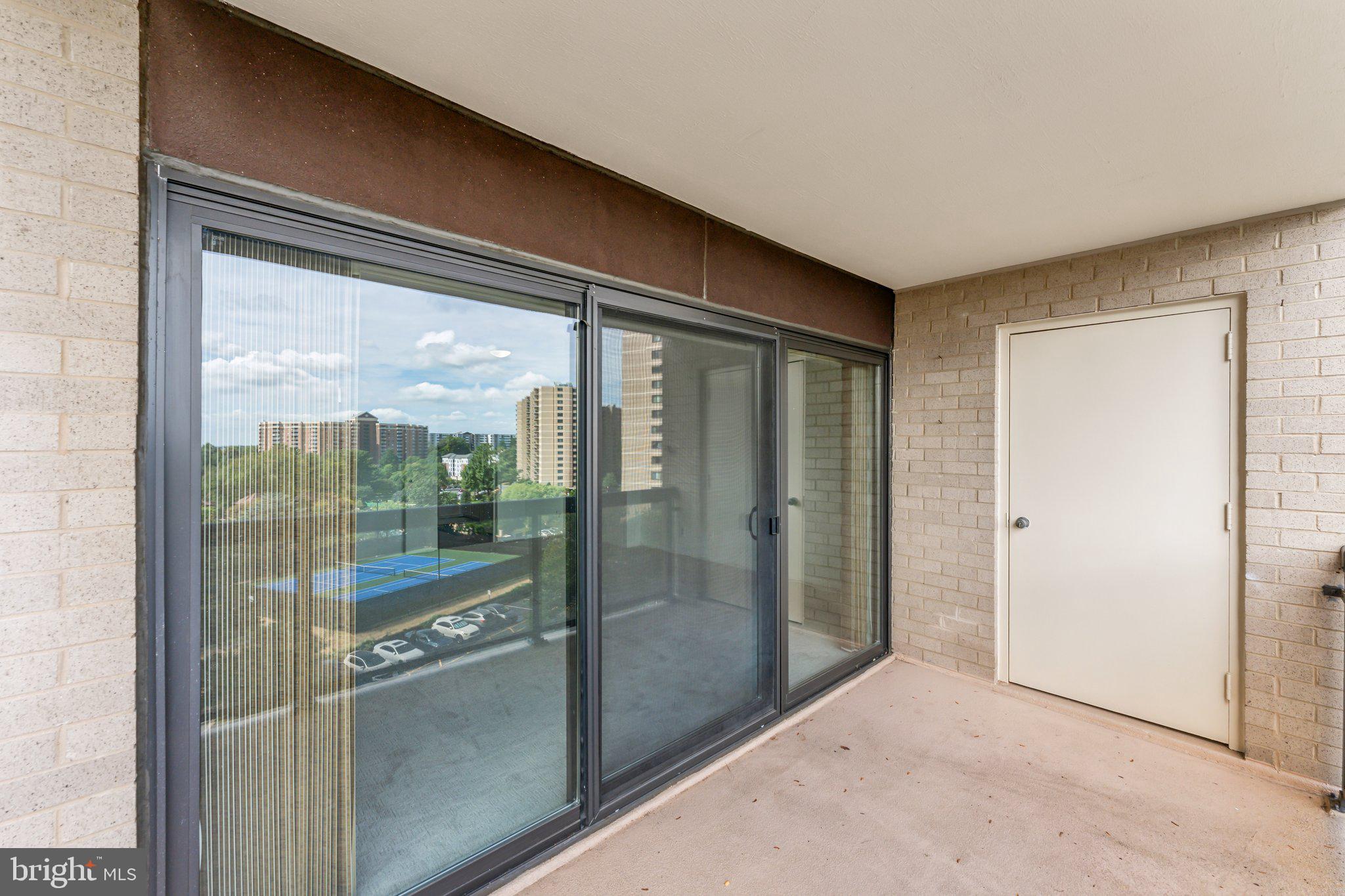 307 YOAKUM PKWY #601