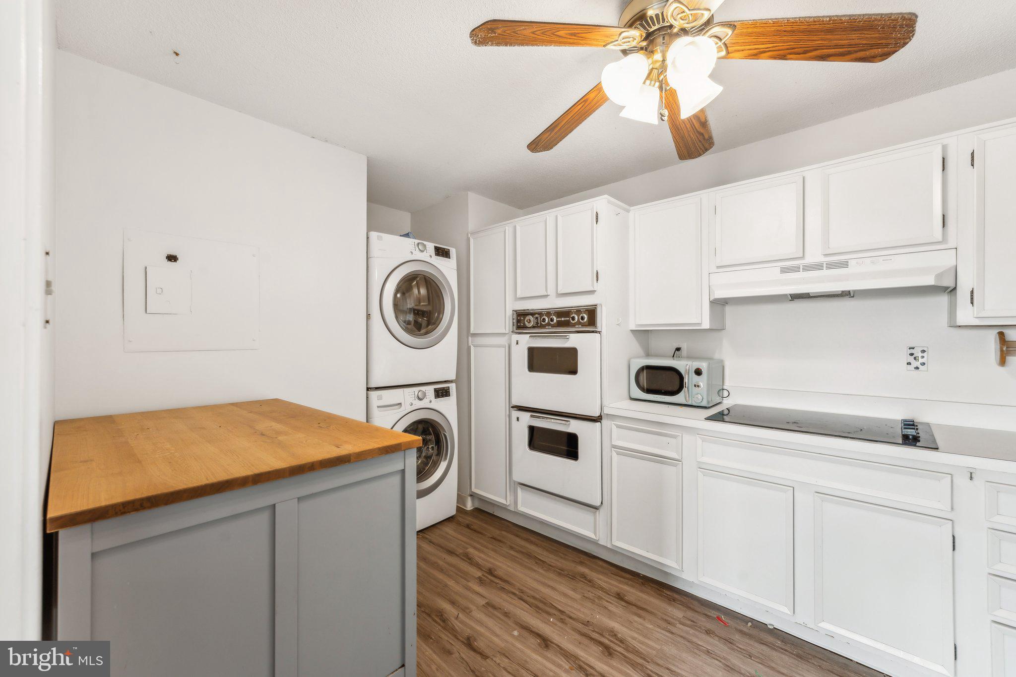 307 YOAKUM PKWY #601