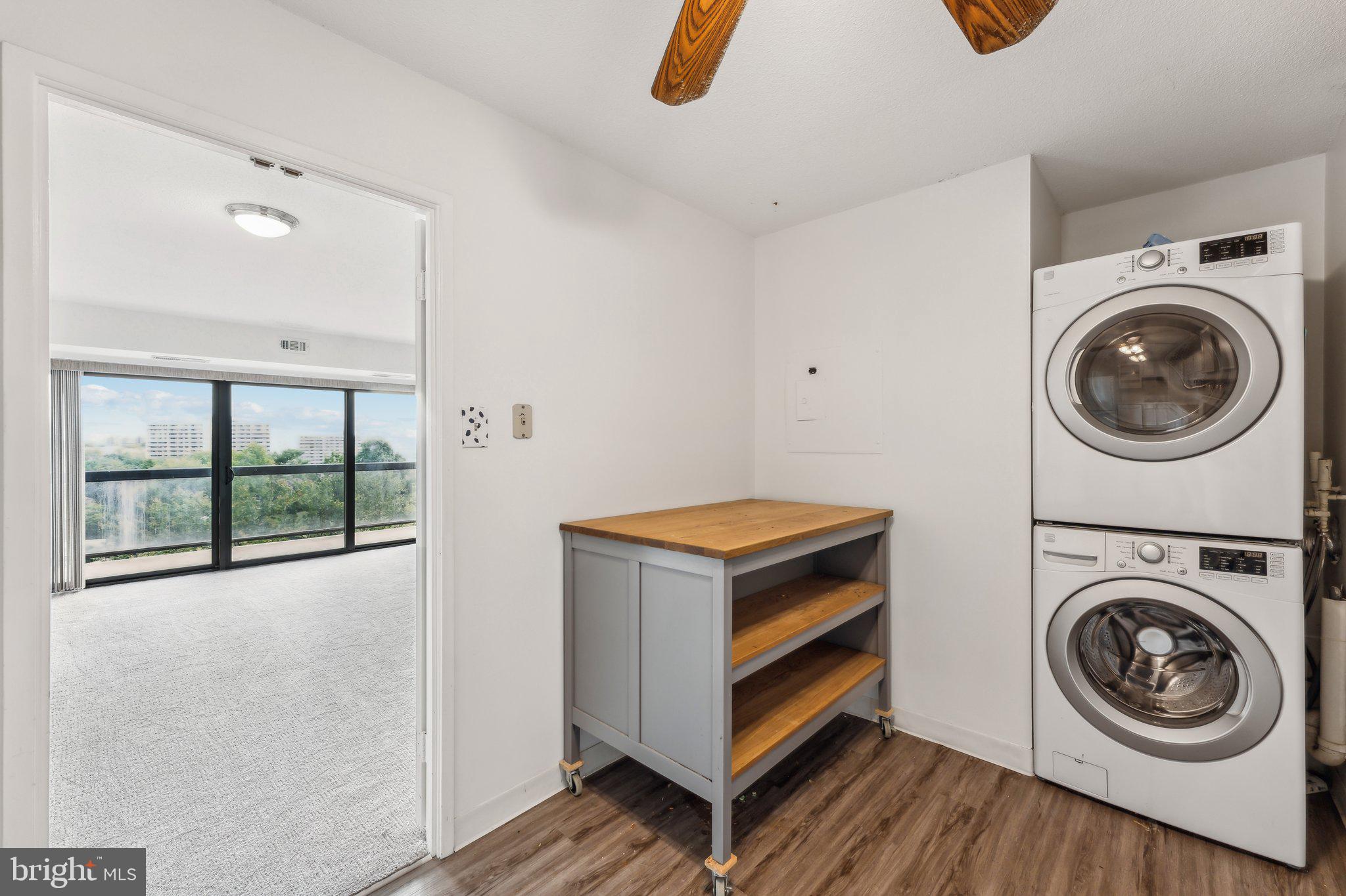 307 YOAKUM PKWY #601