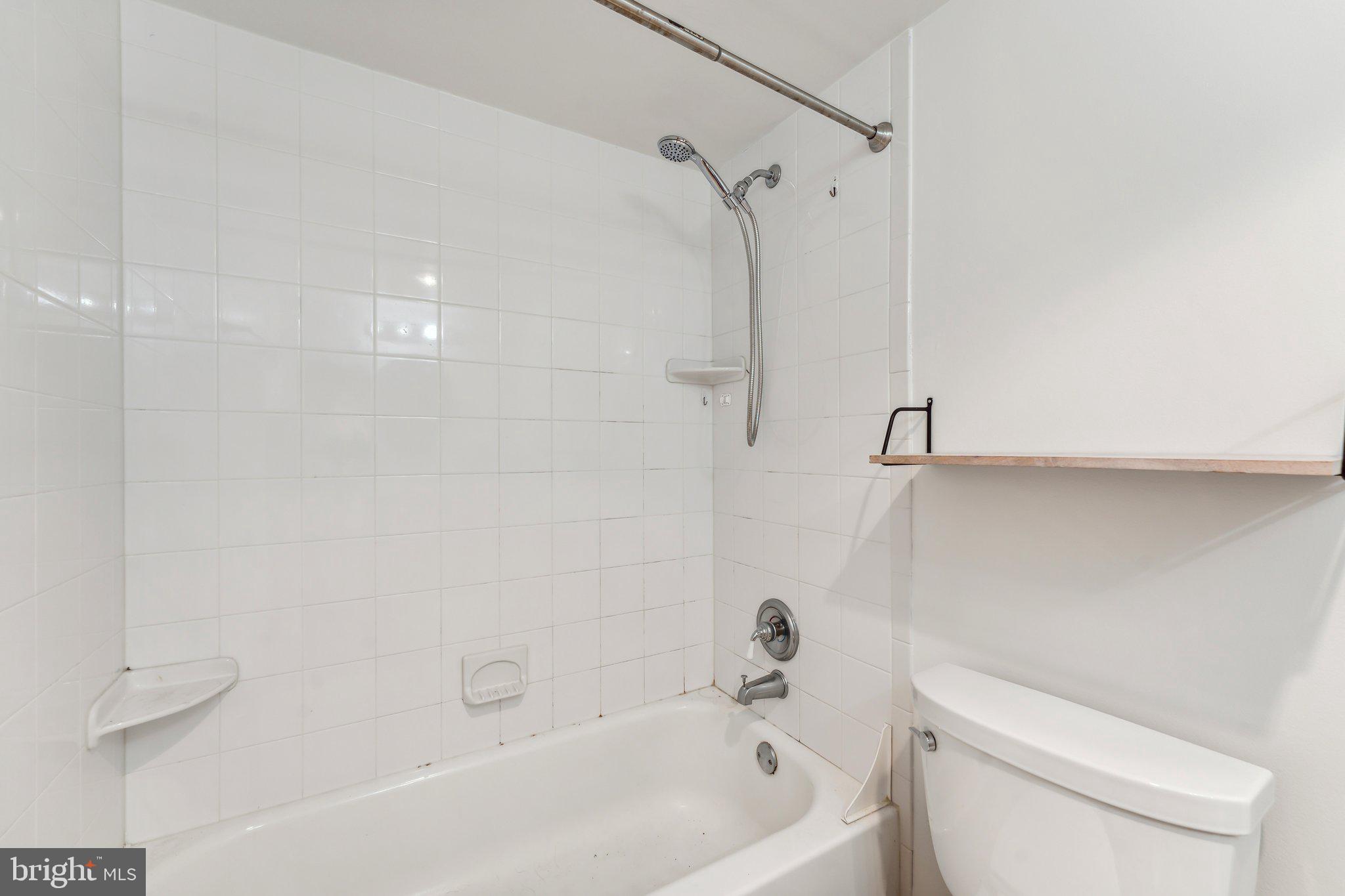 307 YOAKUM PKWY #601