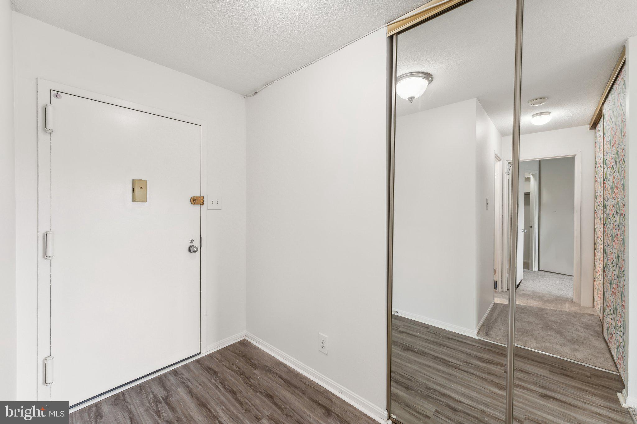 307 YOAKUM PKWY #601