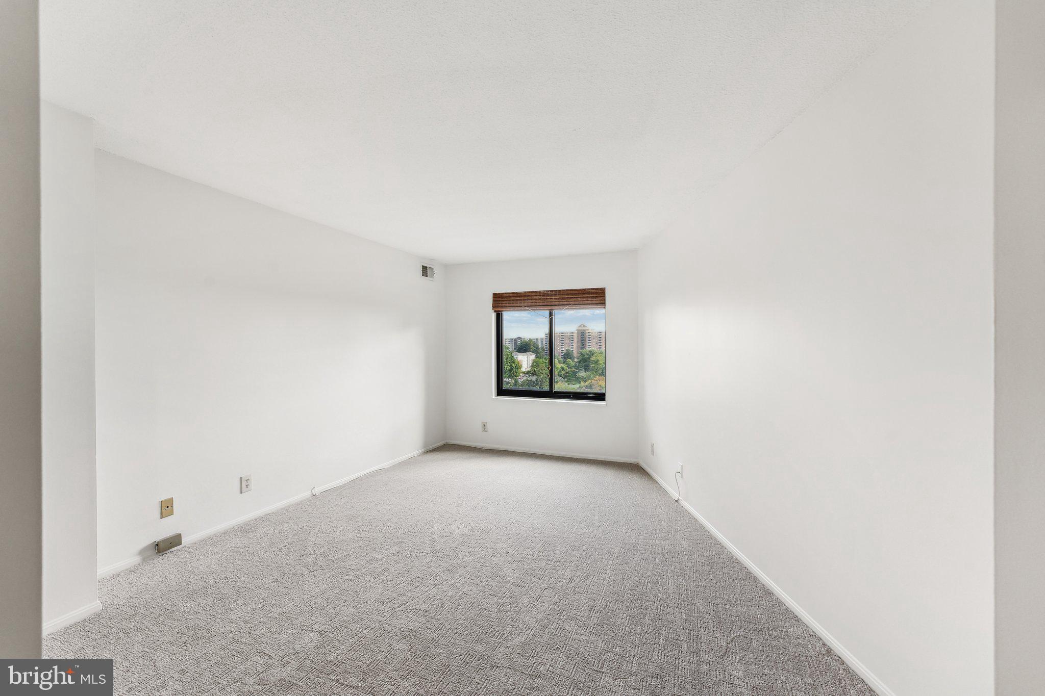307 YOAKUM PKWY #601