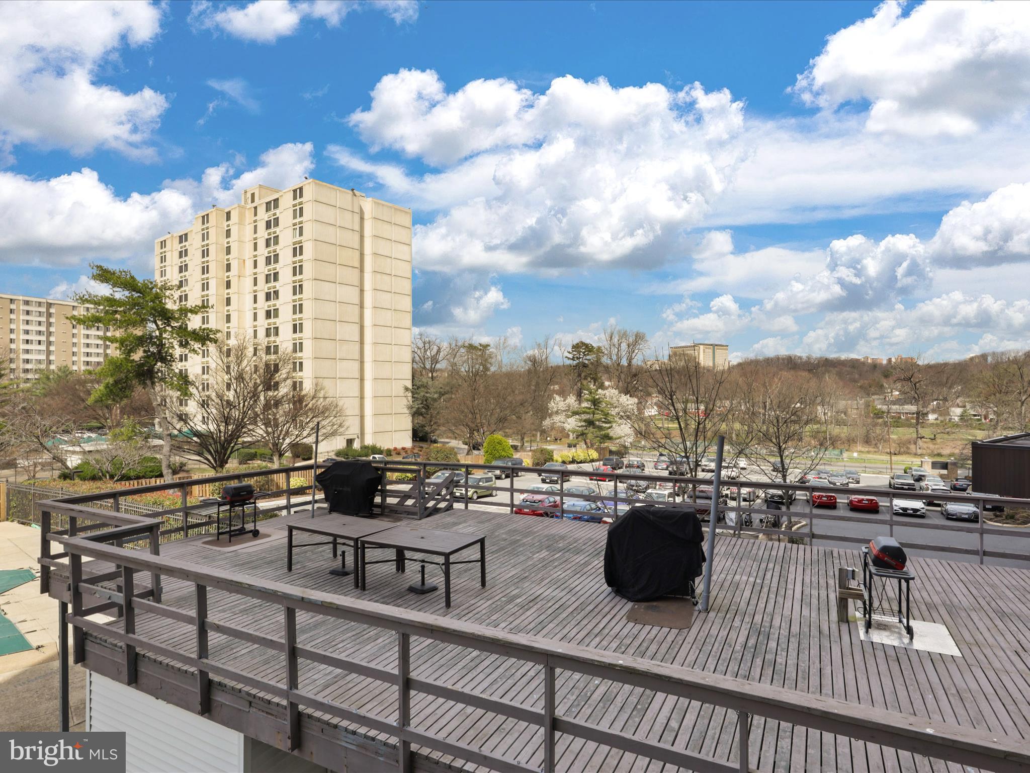 5340 HOLMES RUN PARKWAY 1016