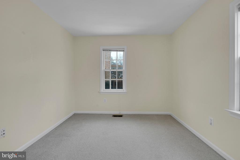 222 GRETNA GREEN CT