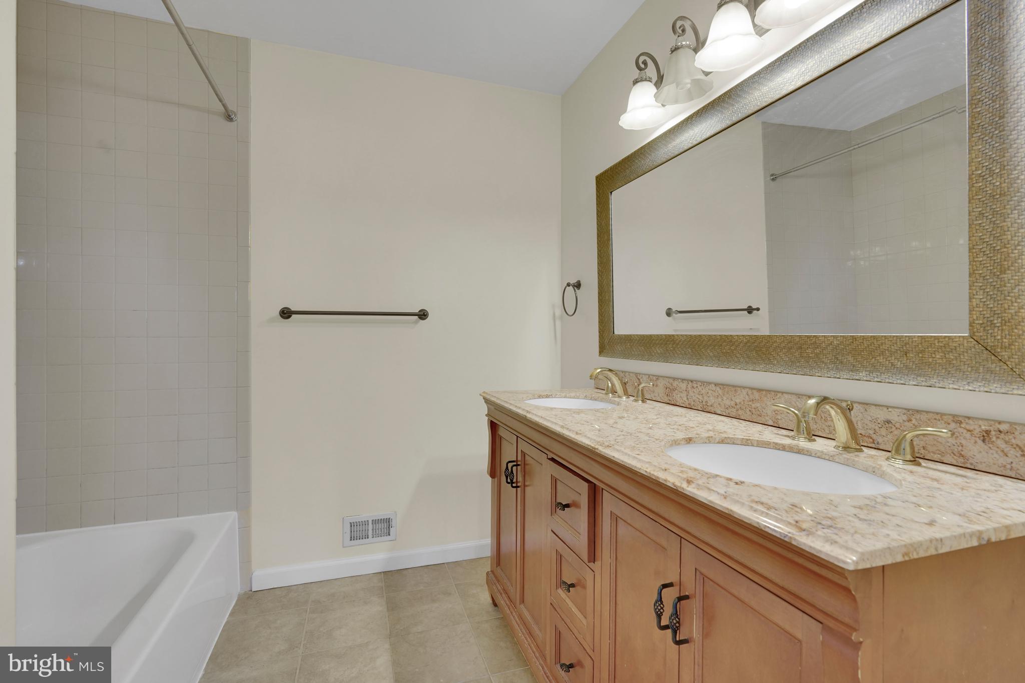 222 GRETNA GREEN CT