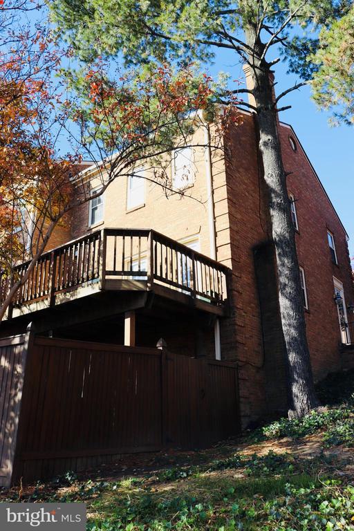 222 GRETNA GREEN CT