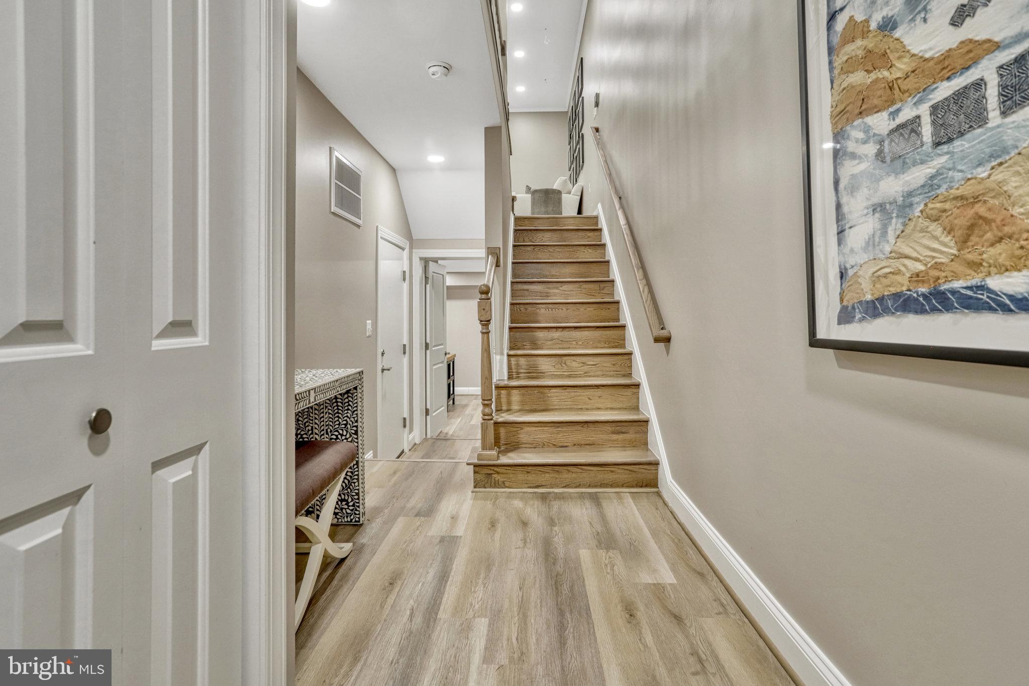 109 QUEEN ST