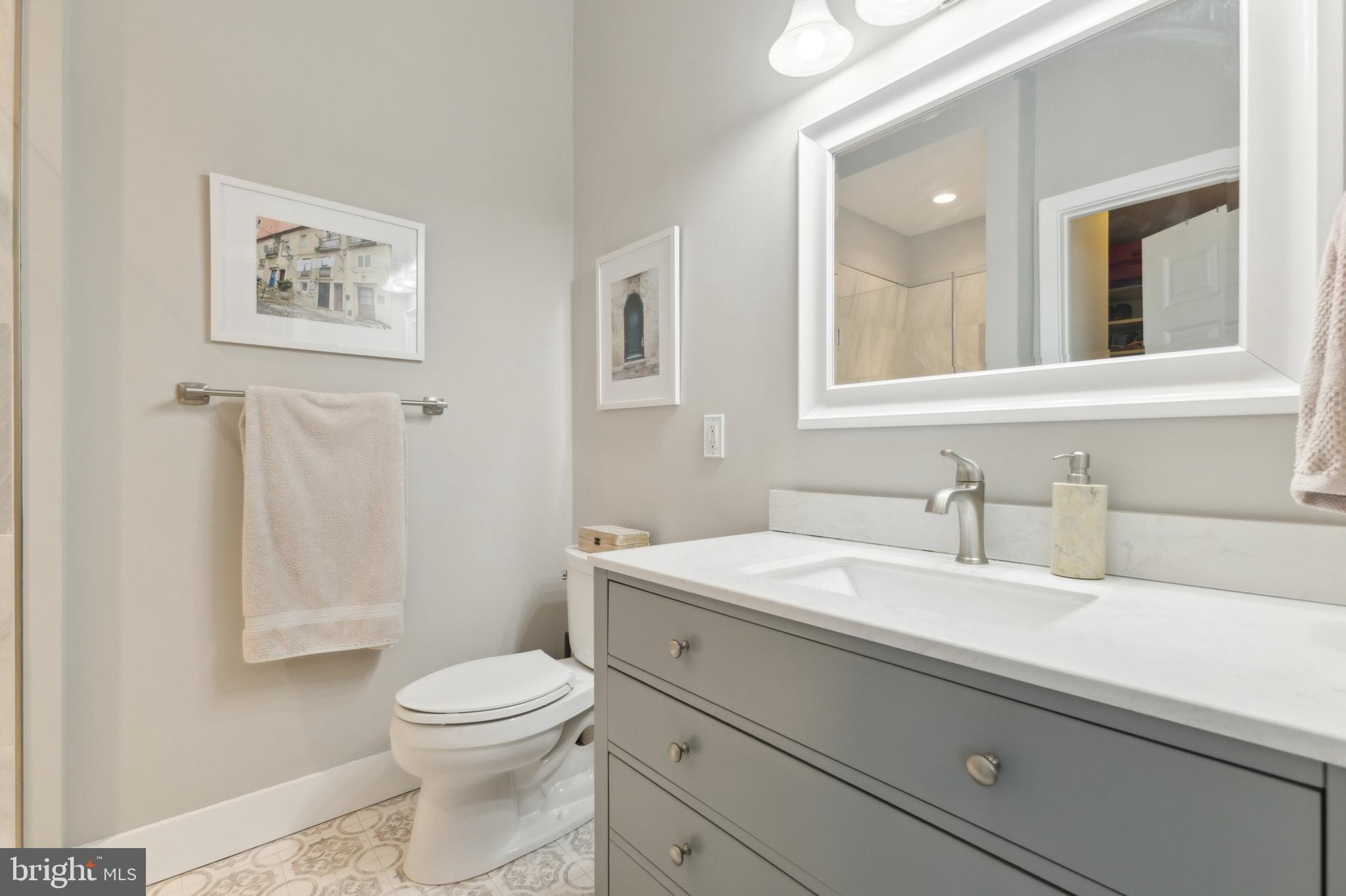 105 Ingle Pl