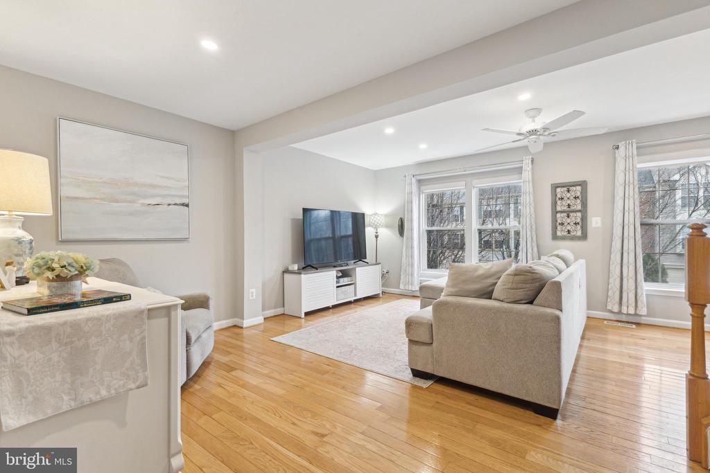 105 Ingle Pl