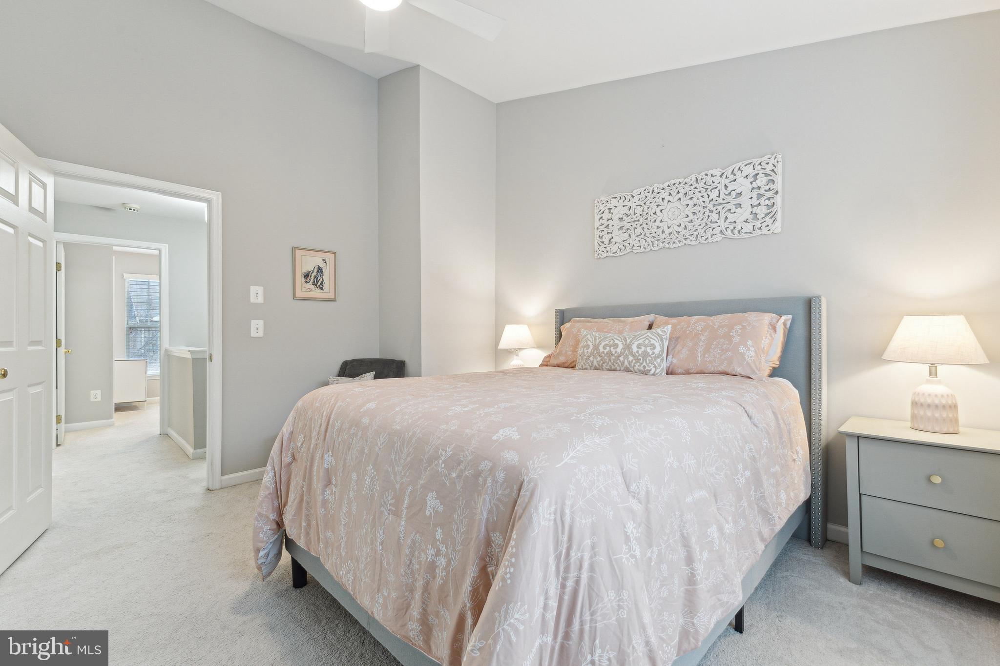 105 Ingle Pl