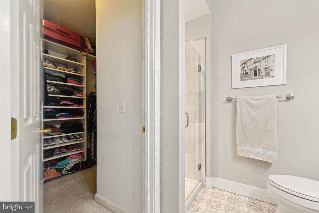 105 Ingle Pl