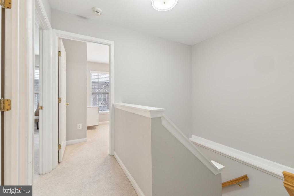 105 Ingle Pl