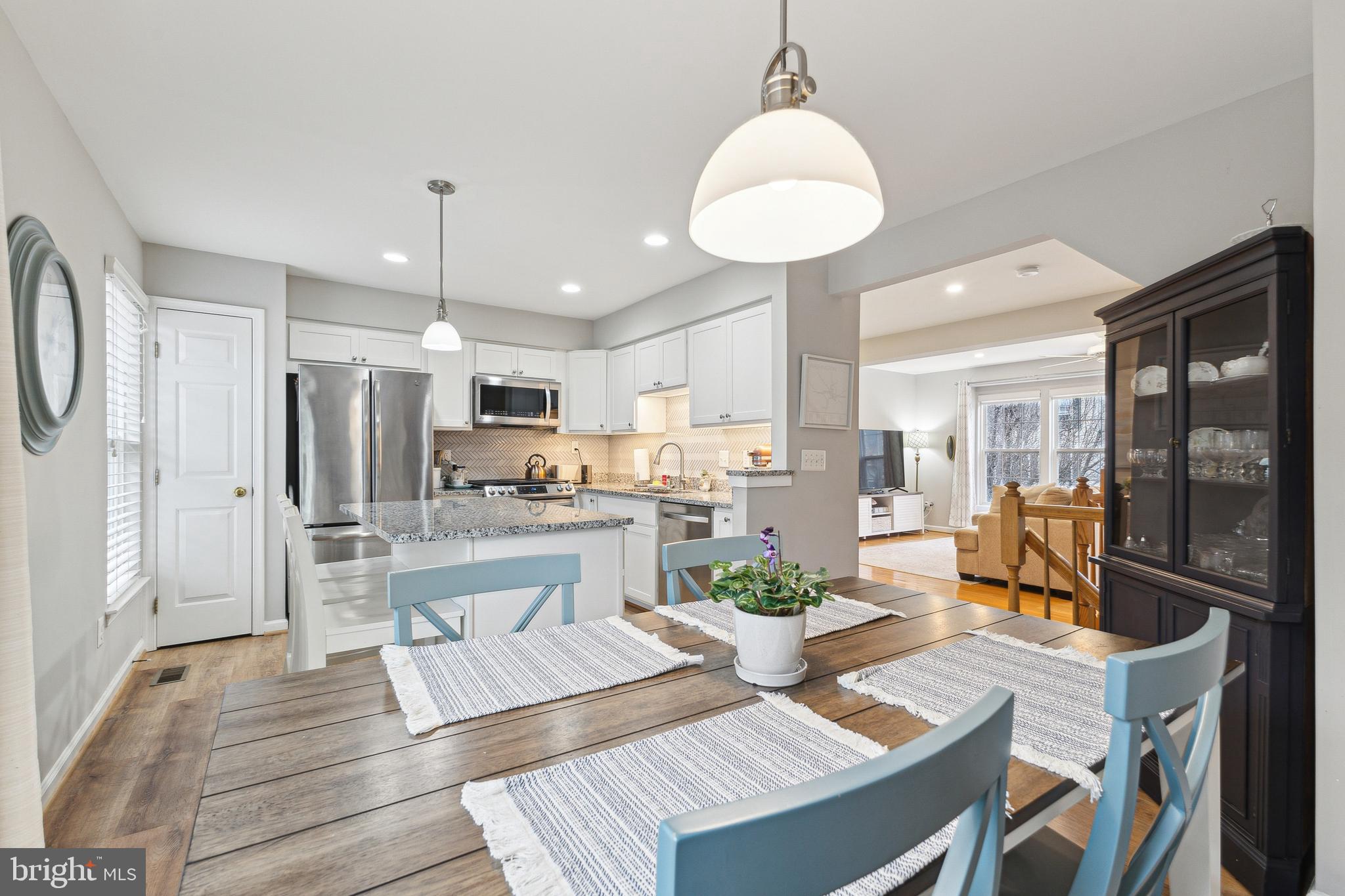 105 Ingle Pl