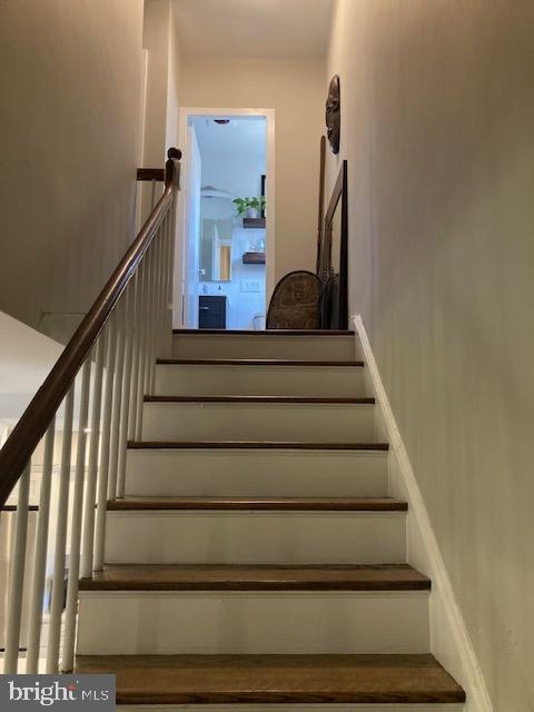 3382 GUNSTON RD